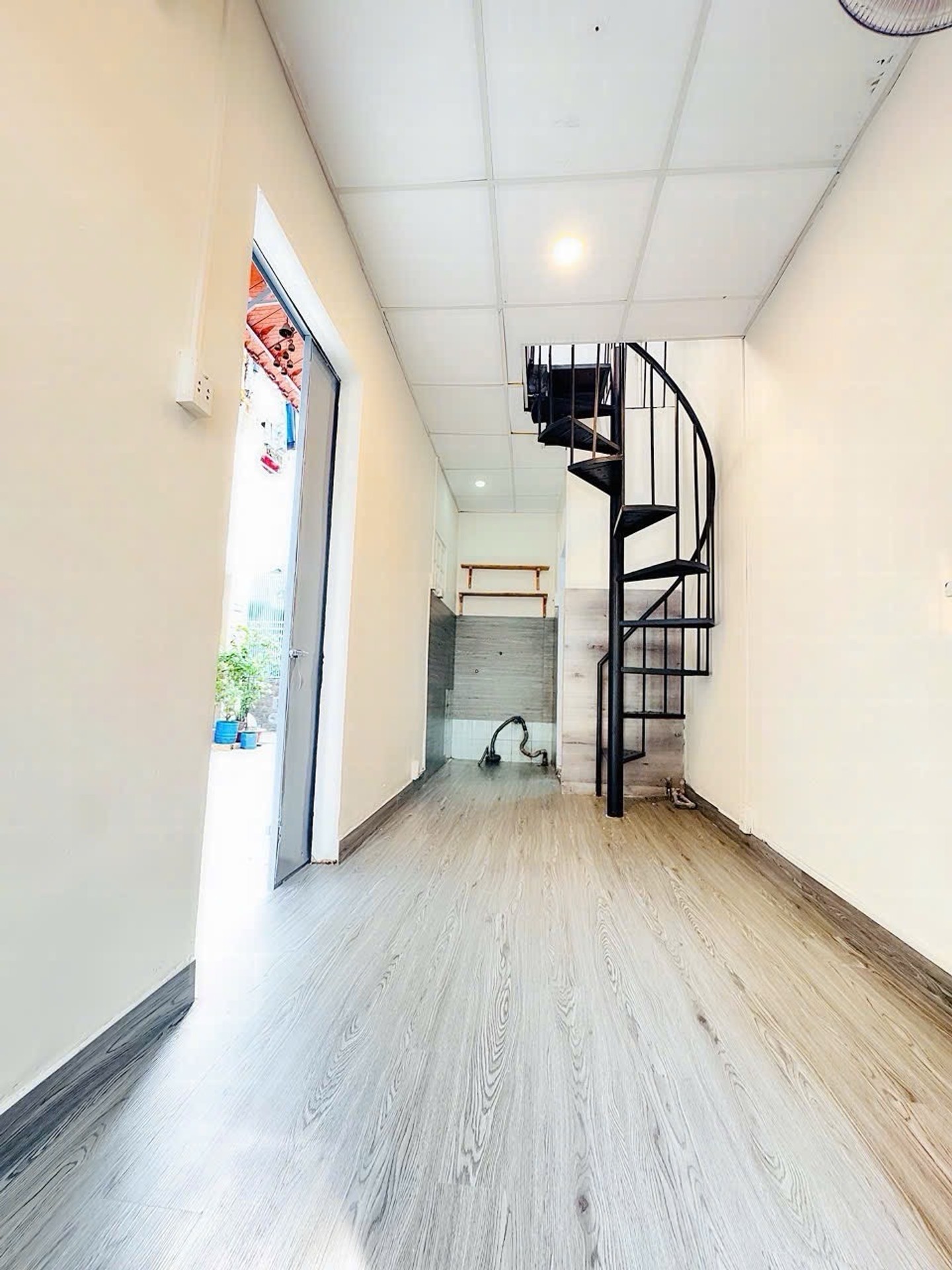 Chỉ 2.85 tỷ sở hữu nhà 3 tầng hẻm xe tải Huỳnh Văn Bánh, Phú Nhuận