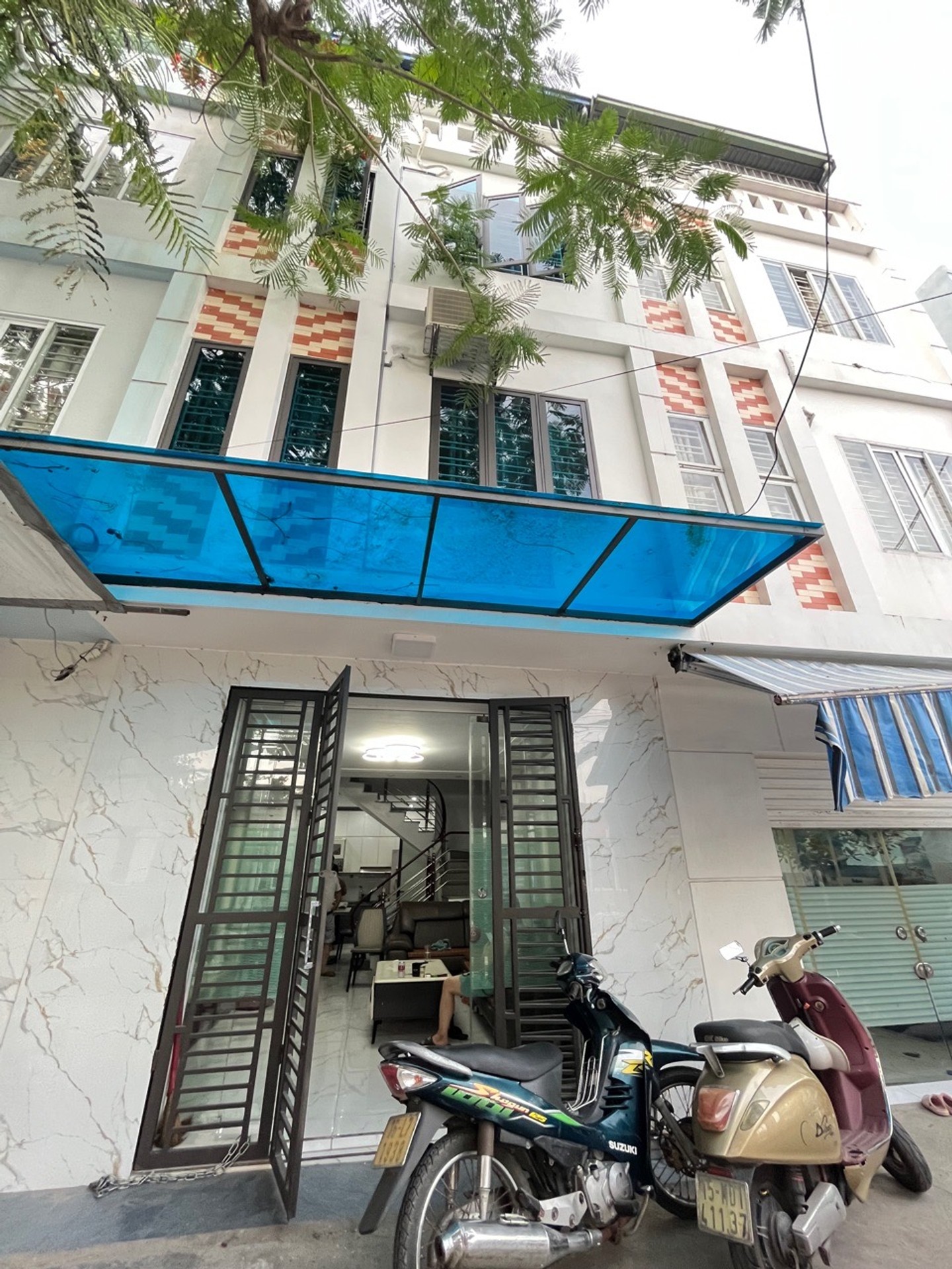 Nhà Ba Tầng Sát Aeon Thiên Lôi - Sống Đẳng Cấp Mỗi Ngày