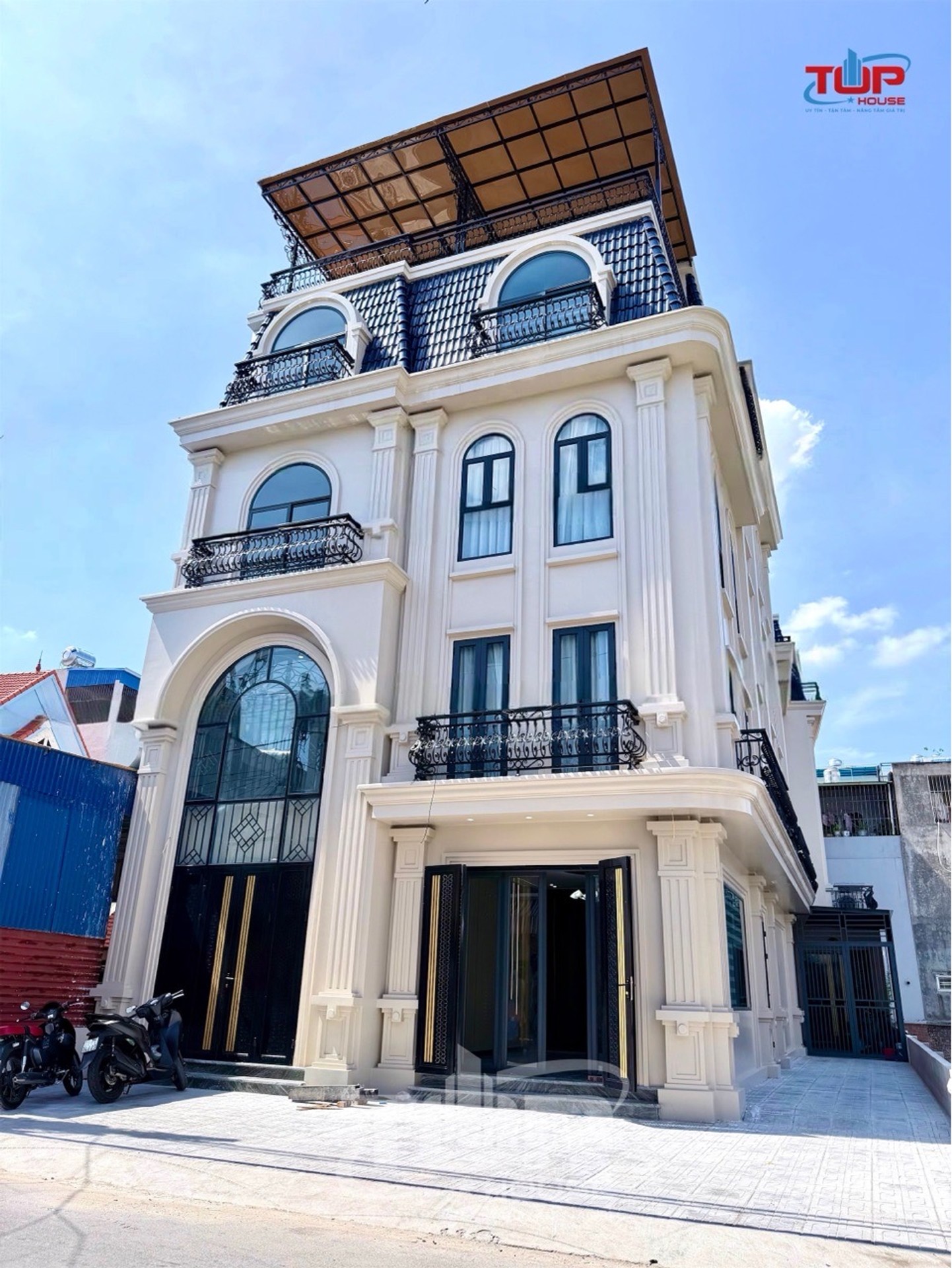 Nhà mặt phố siêu phẩm mặt đường Đằng Hải, thiết kế hiện đại, kinh doanh đỉnh cao