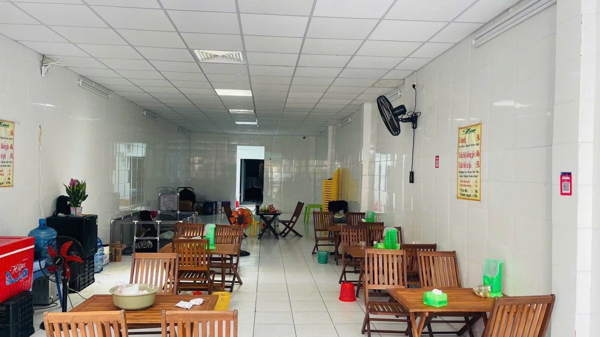 Bán nhà mặt phố 2 tầng, diện tích 143m2 tại Tân Hòa TP.HCM
