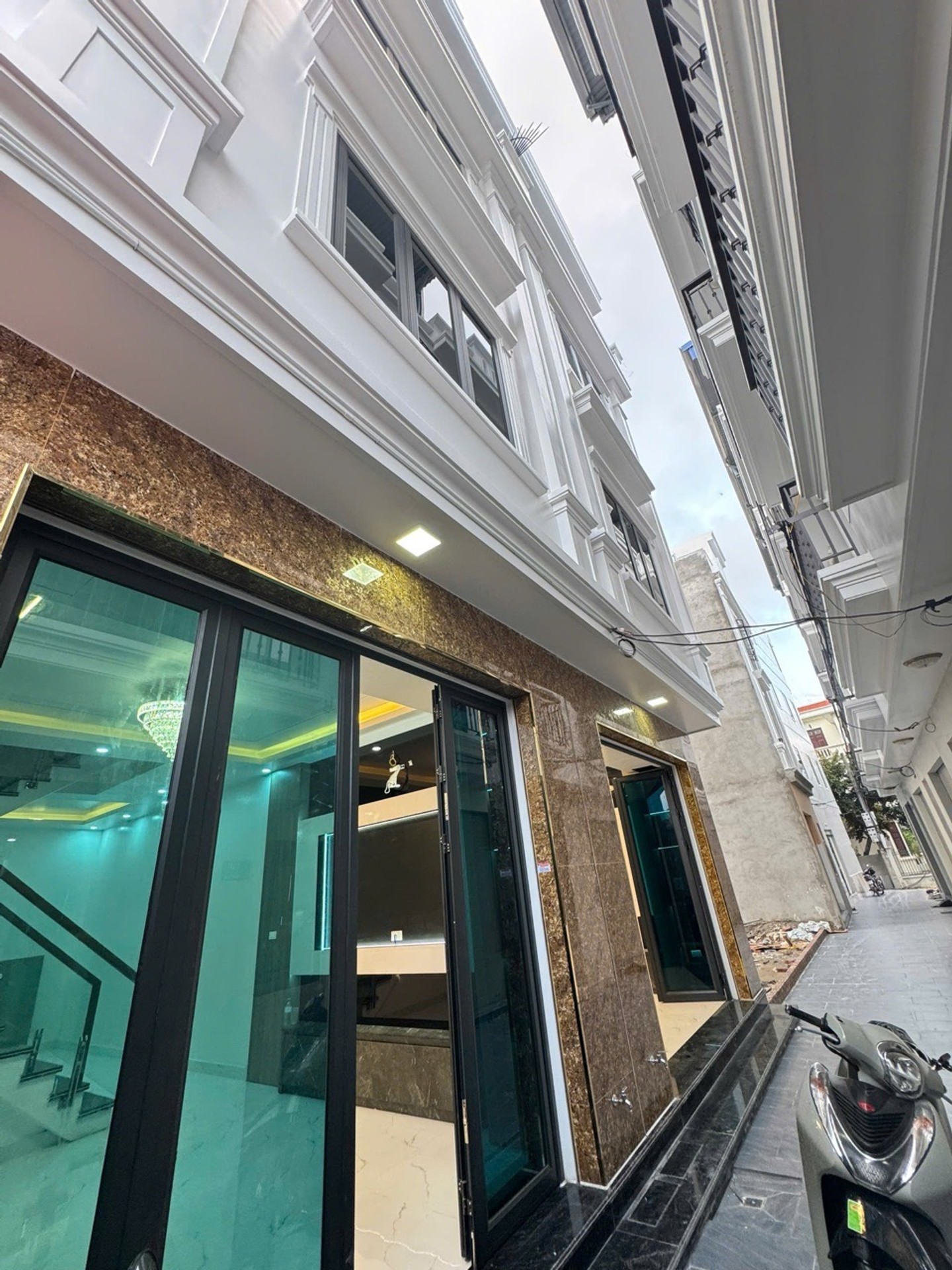 Nhà 4 tầng mới xây độc lập tại Phú Xá với thiết kế tiện nghi