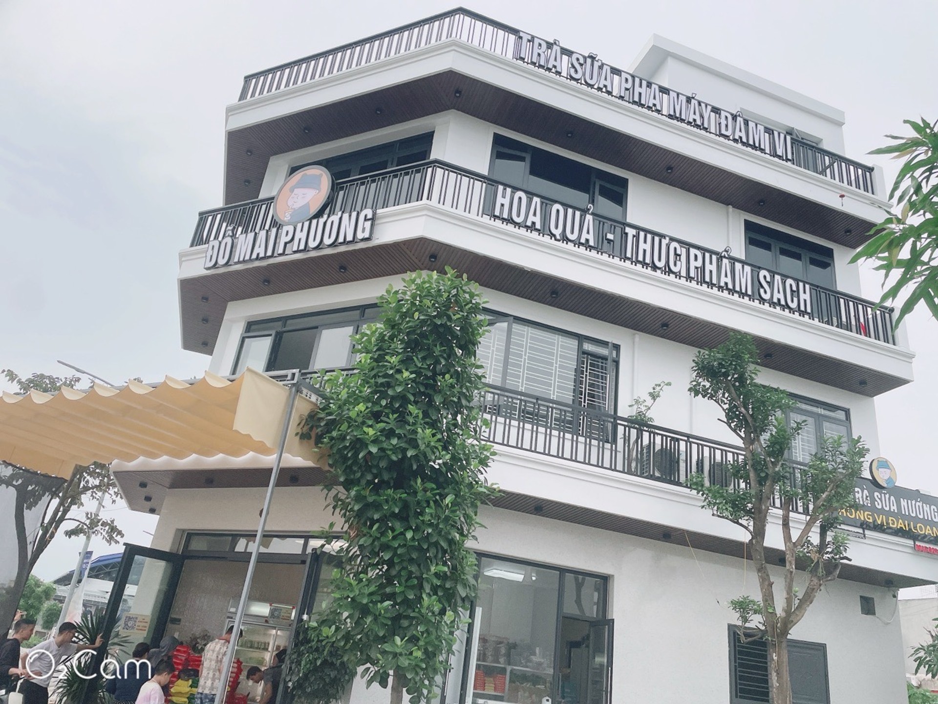 Nhà lô góc 3,5 tầng hiện đại tại khu TĐC Thành Tô mang lại lợi ích kinh doanh đỉnh cao