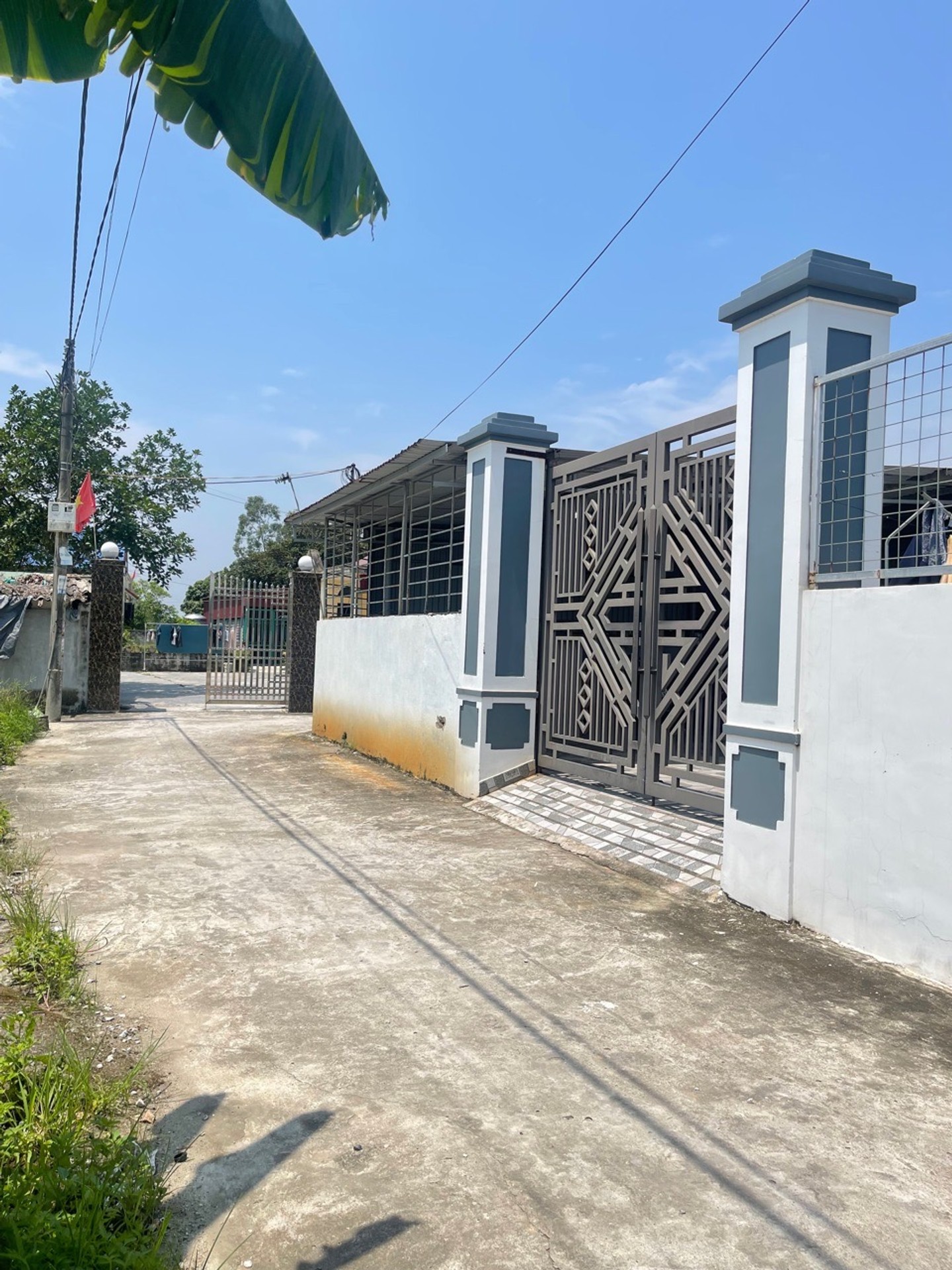 Bán đất lô góc 2 mặt ngõ ô tô rộng, tặng nhà cấp 4 xã An Quang
