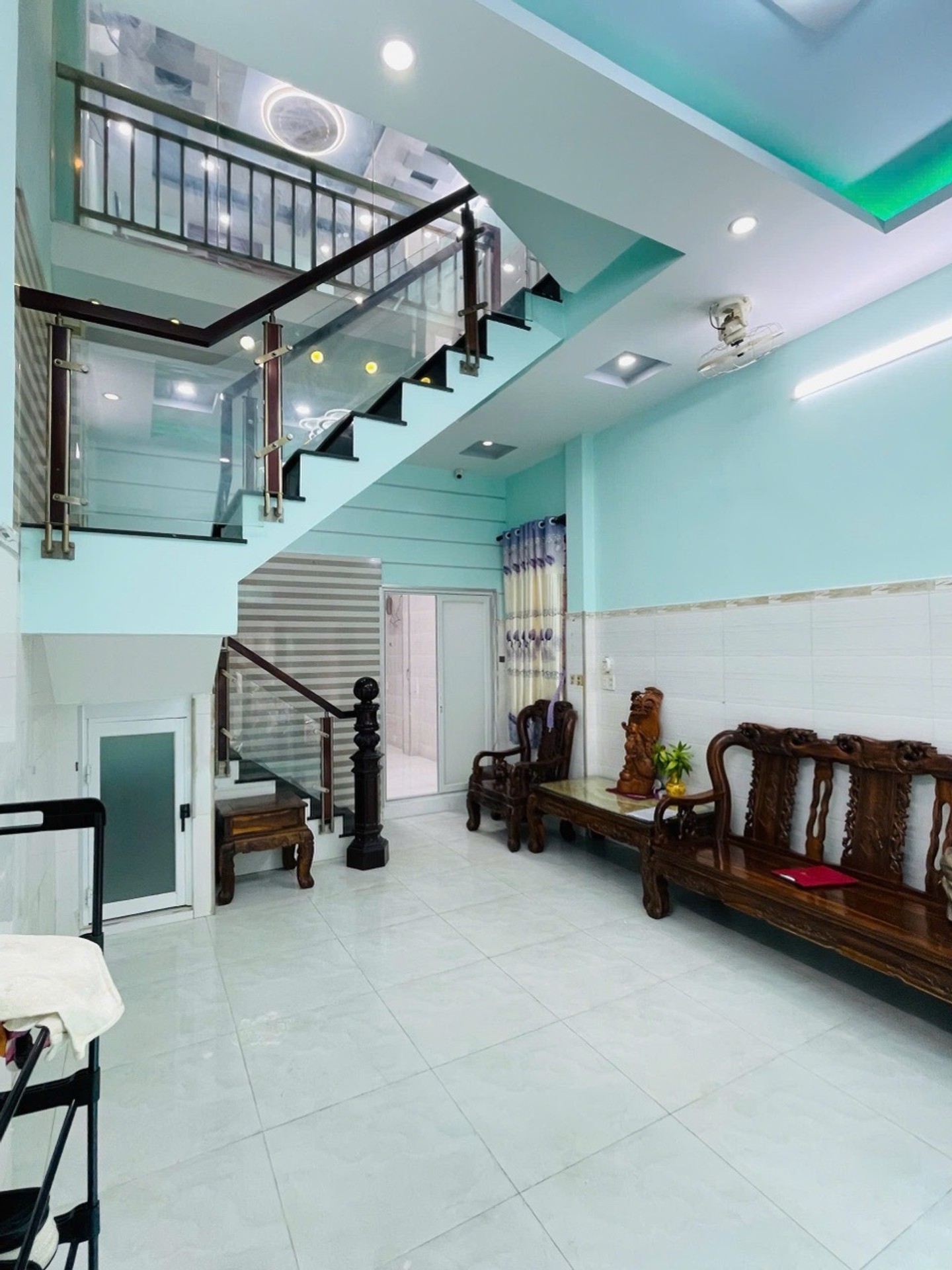 Bán nhà 4 tầng, 56m2 tại trung tâm phường 8, Tân Bình, giá 8,6 tỷ