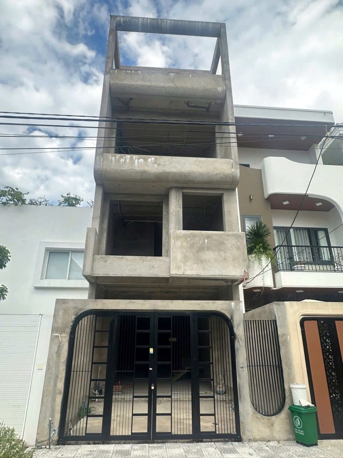 Nhà phố VIP Hòa Xuân, giảm sốc 300 triệu, nhanh tay sở hữu ngay