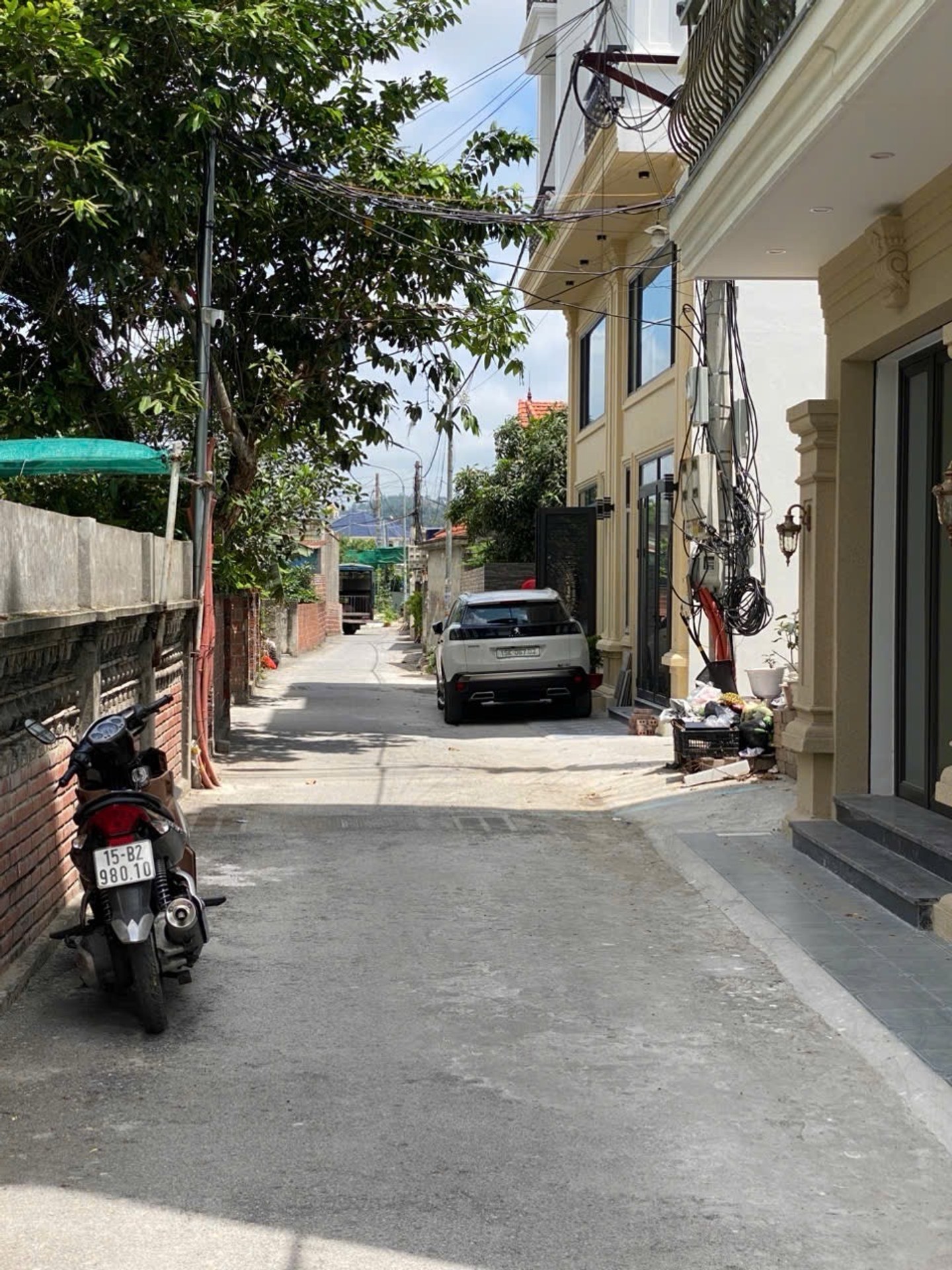 Nhà mới 4 tầng đỉnh cao tại KDC Phía Đông Trần Hưng Đạo