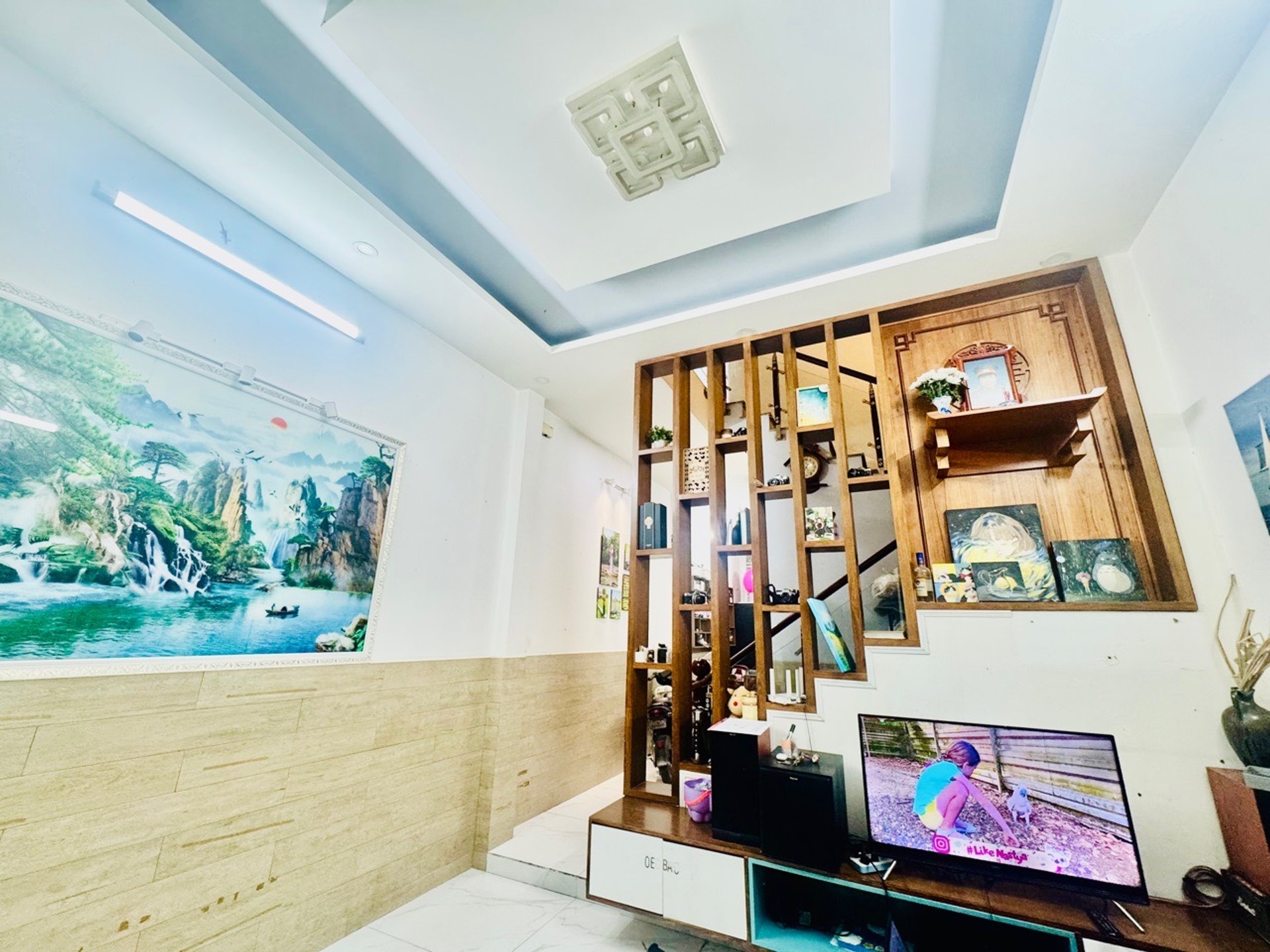 NHÀ 2 TẦNG MỚI ĐẸP-LINH ĐÔNG CŨ – HẺM THÔNG Ô TÔ- DT: 51,4m² – 4,2m x 12,25m – full đất ở đô thị-