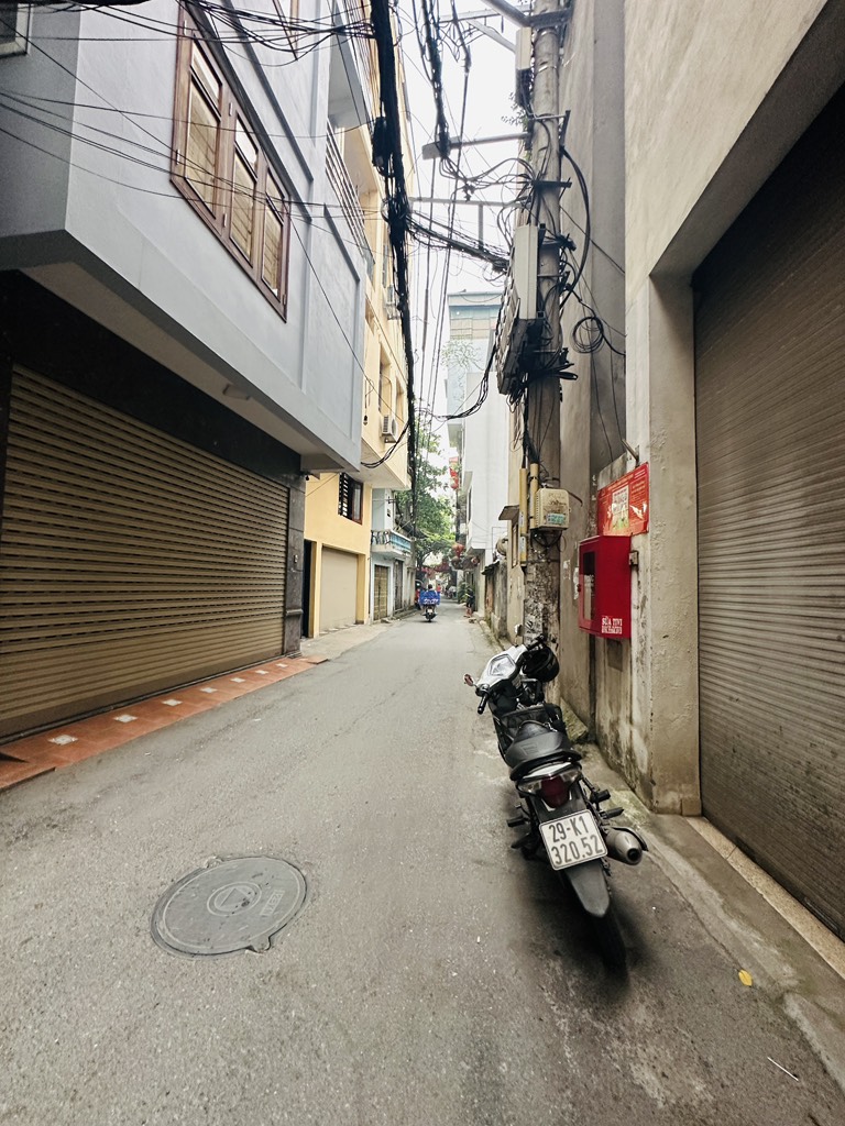 Nhà Trung Tâm Bồ Đề Ngõ Ô Tô Thông Mặt Tiền Rộng Giá Tốt