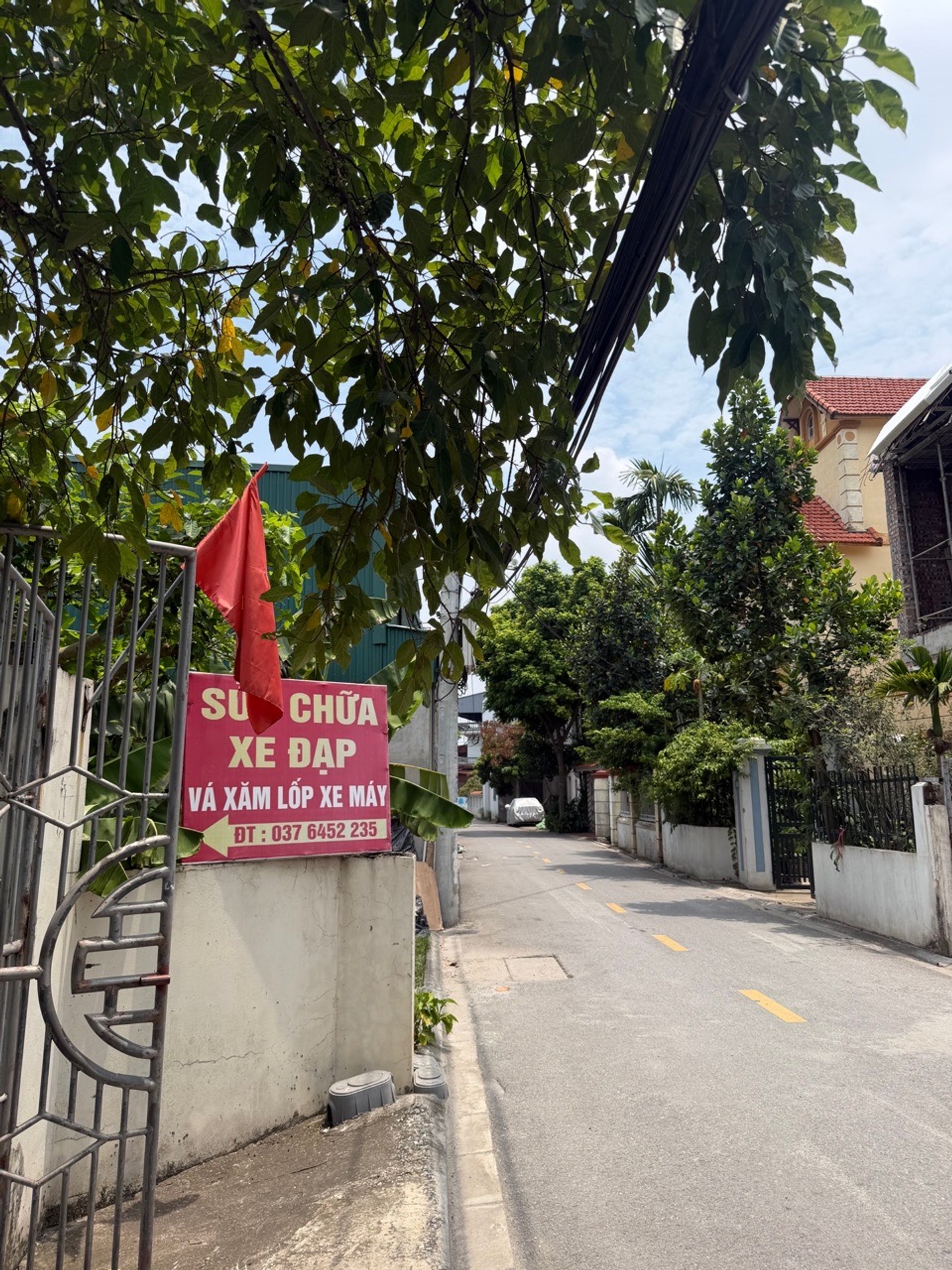 Bán nhà riêng 1 tầng tại quận Giáp Hải, diện tích 100m² với mặt tiền rộng 5.6m