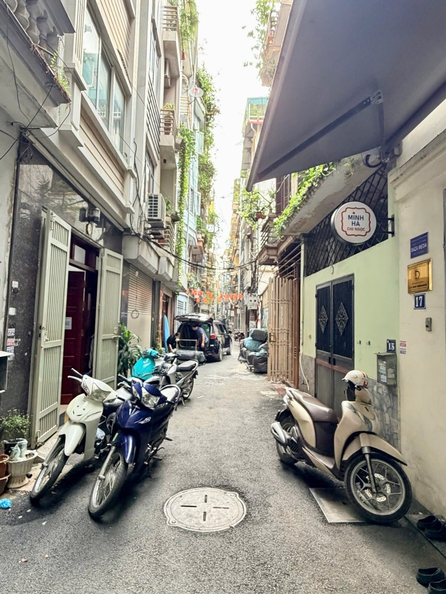 Bán nhà phân lô ô tô vào nhà ngõ phố Dương Quảng Hàm, Cầu Giấy