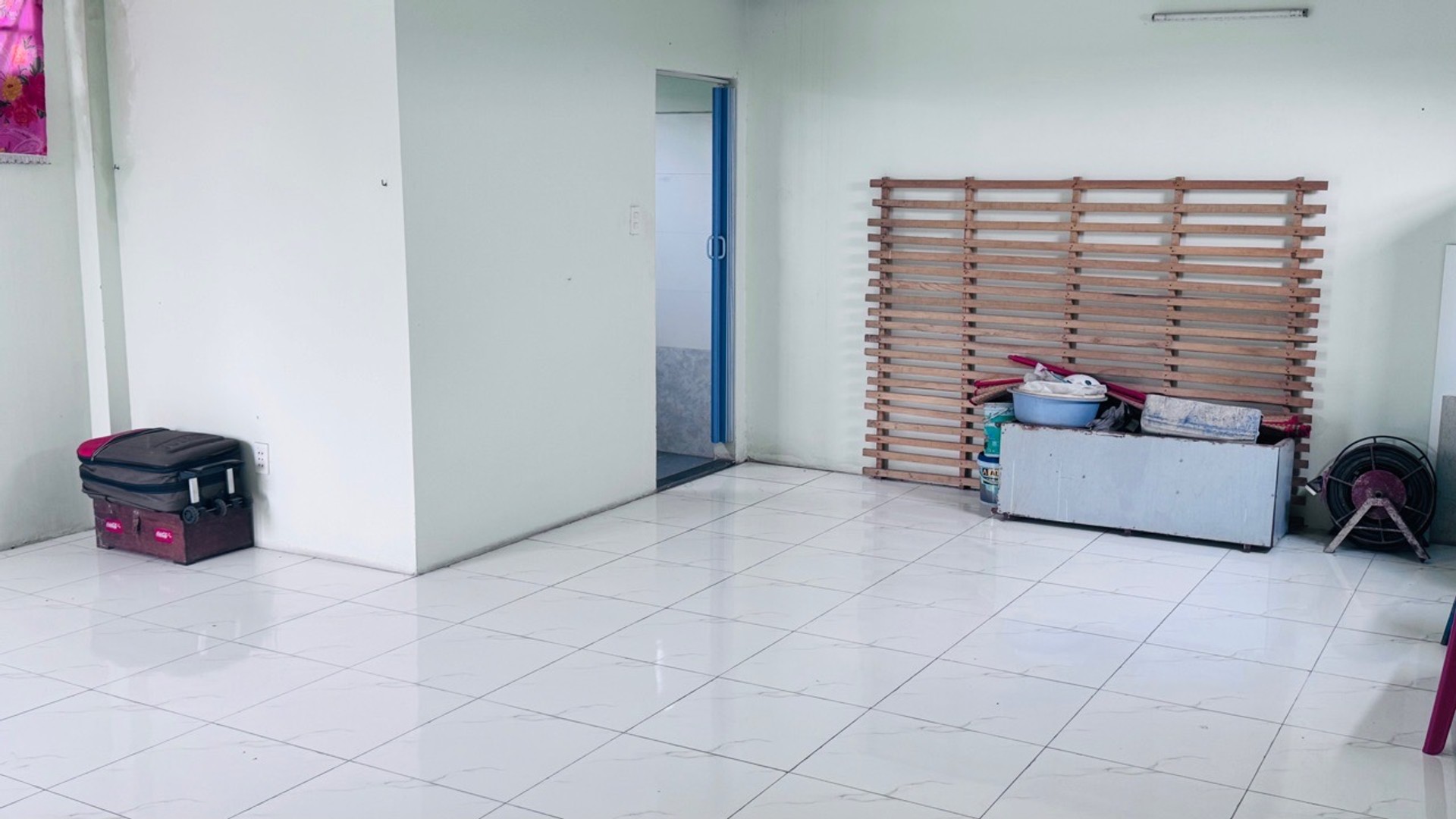 Bán nhà riêng tại xã Hóc Môn, diện tích 103.7 m2, pháp lý có sổ, giá 2.9 tỷ