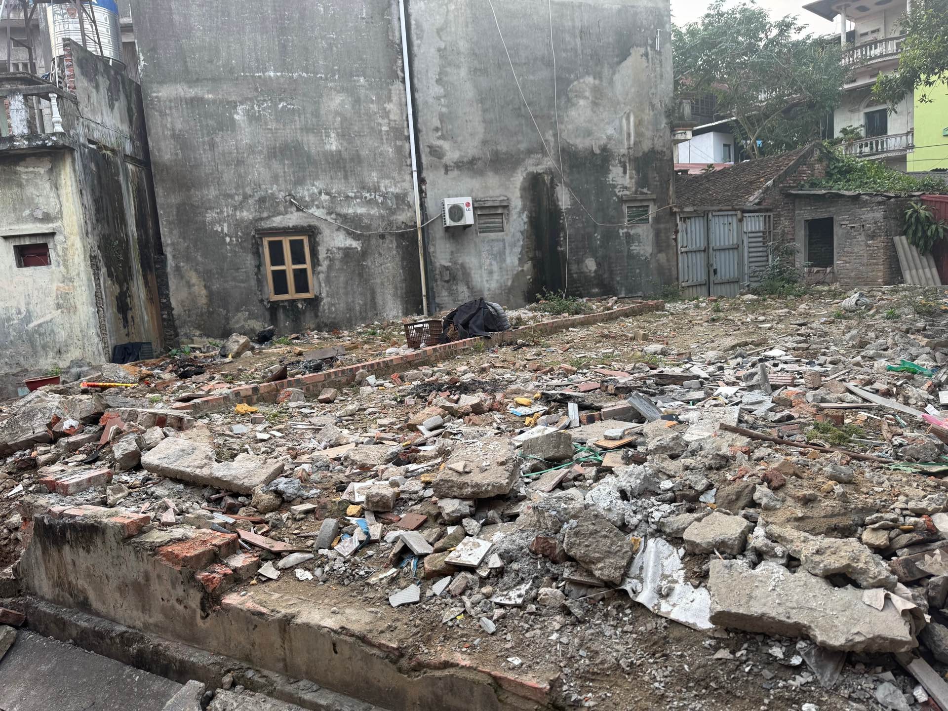 Bán đất 74m2 tại trung tâm làng nghề Đồng Kỵ giá 2 tỷ