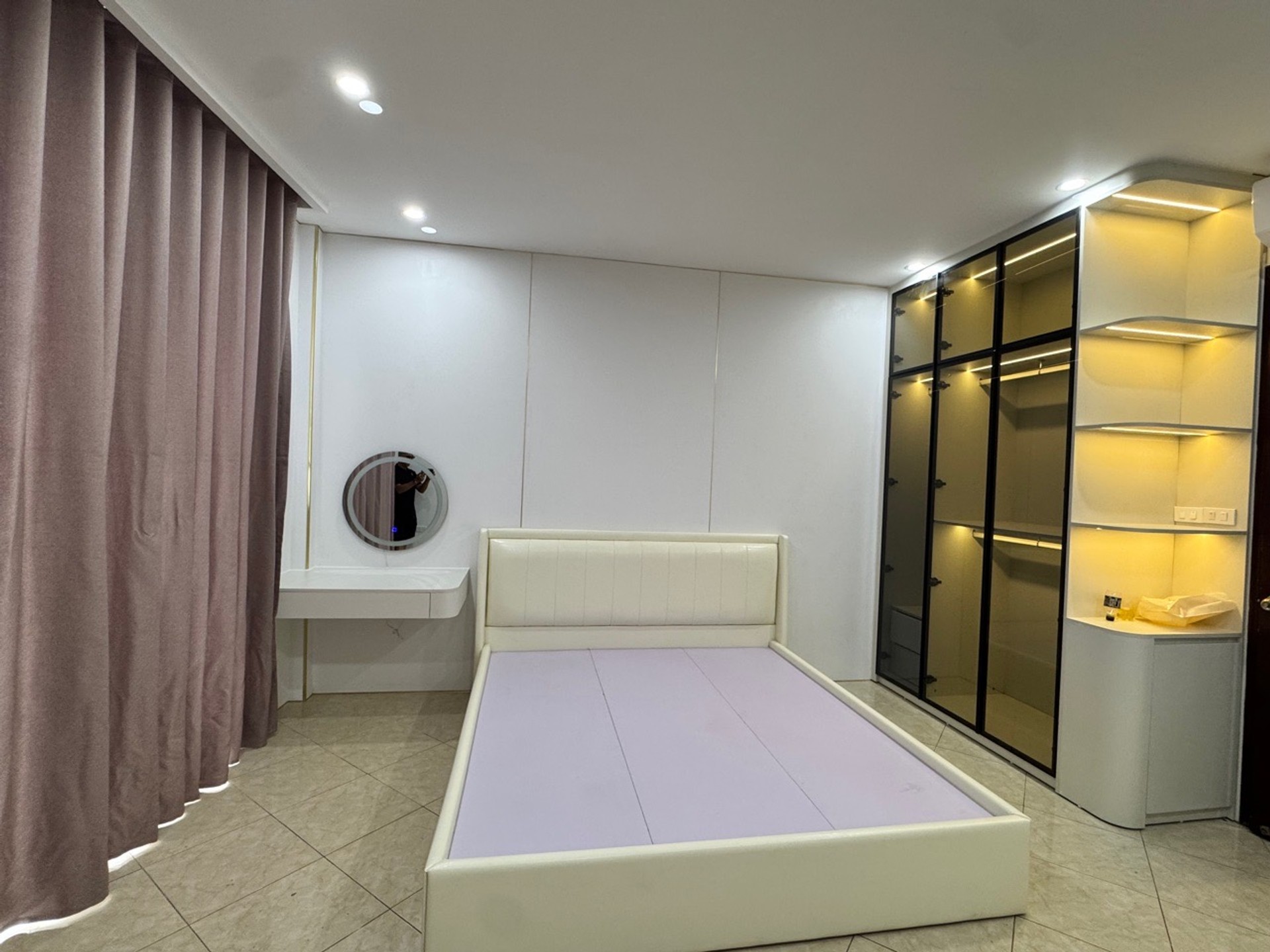Nhà 6 tầng thang máy view Hồ Lâm Du siêu hiếm