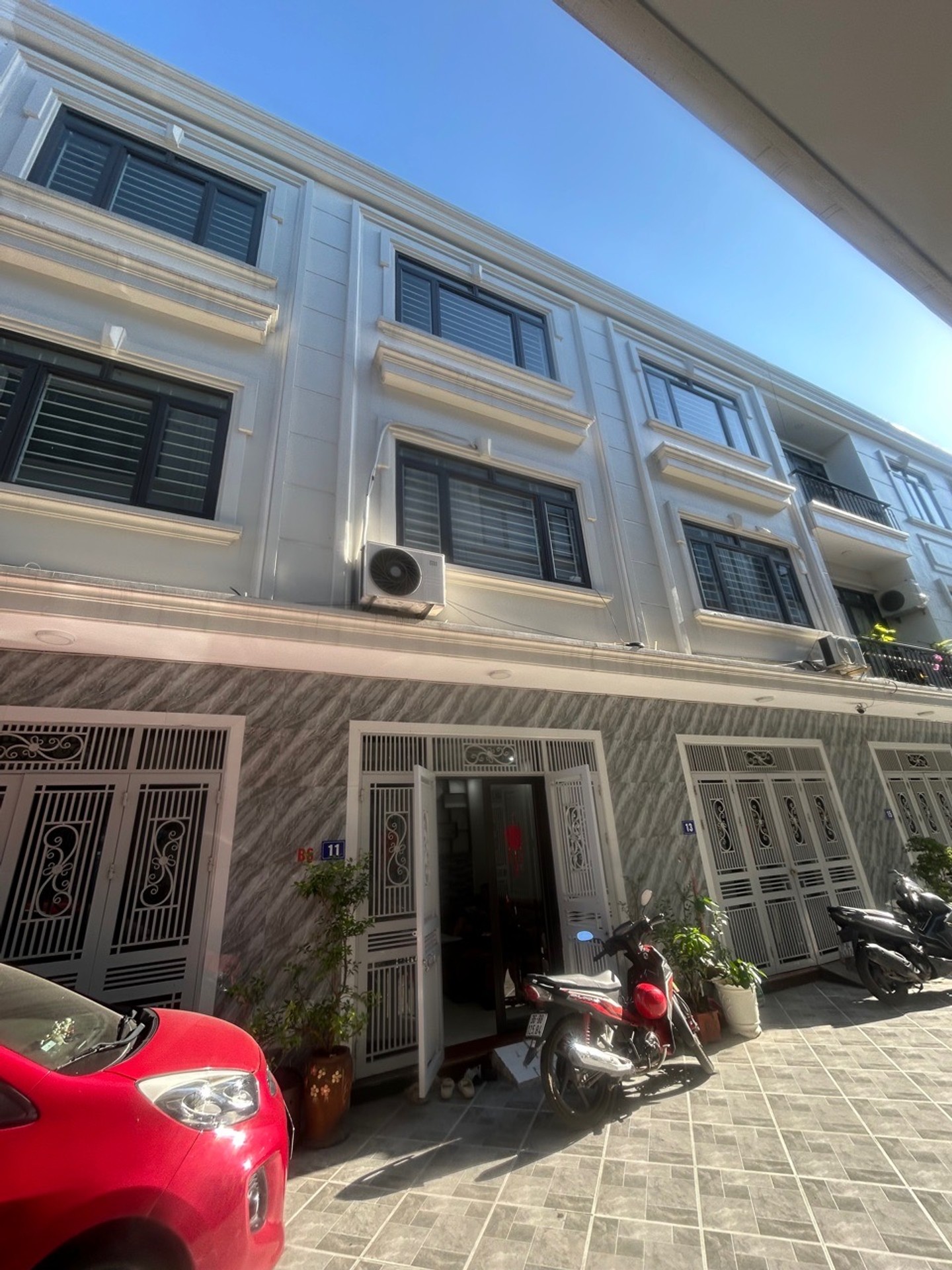 Nhà riêng 3 tầng tại Vân Tra với vị trí thuận tiện và thiết kế hiện đại