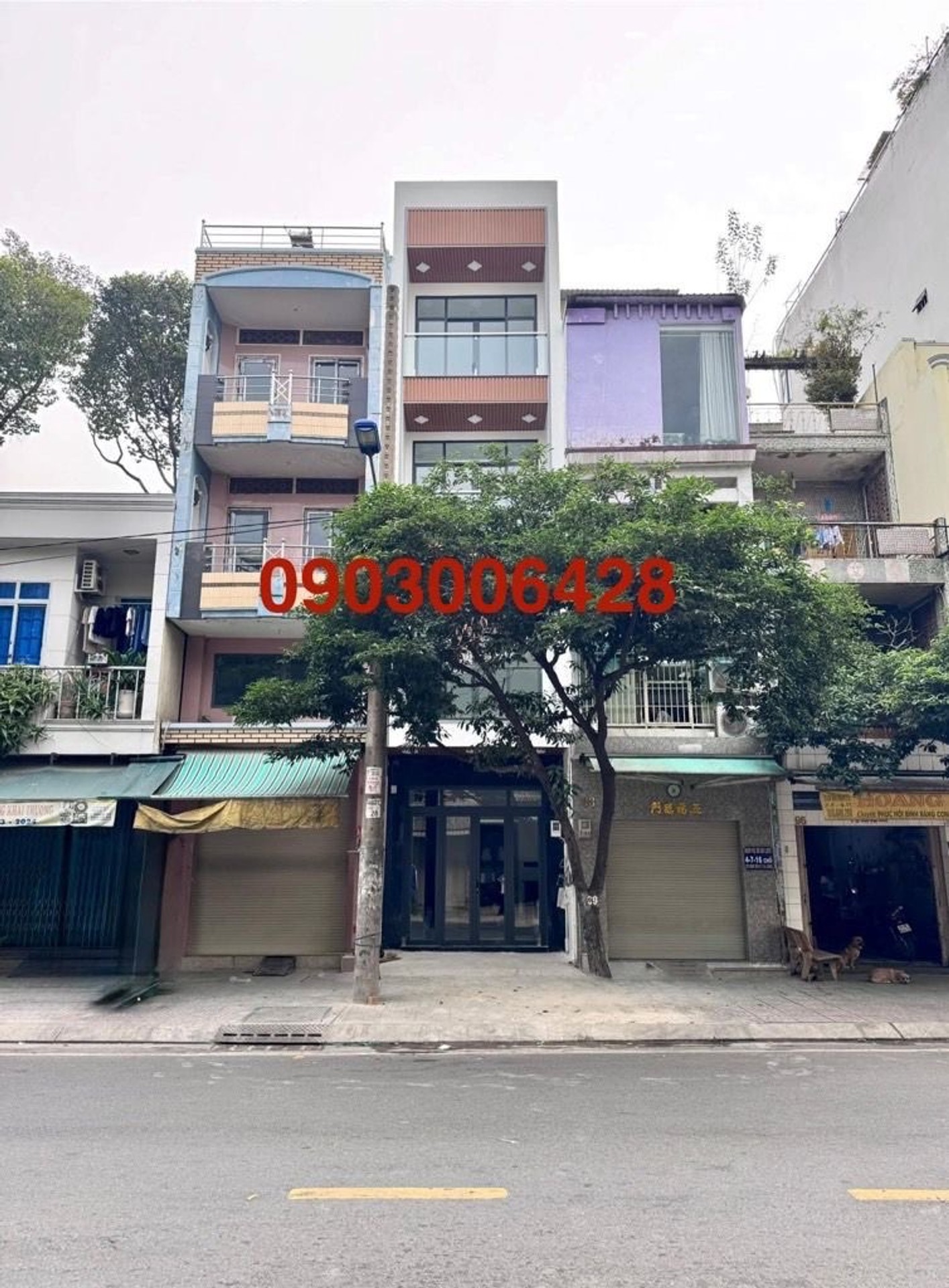 Nhà phố 5 tầng mặt tiền rộng, vị trí vàng Q11