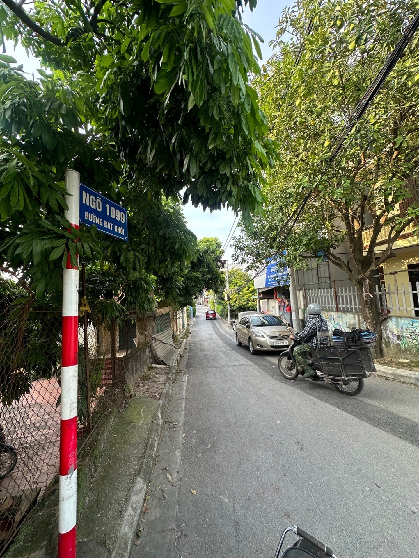 Đất Vuông Đông Dư Giá Tốt - Ô Tô Đỗ Cửa