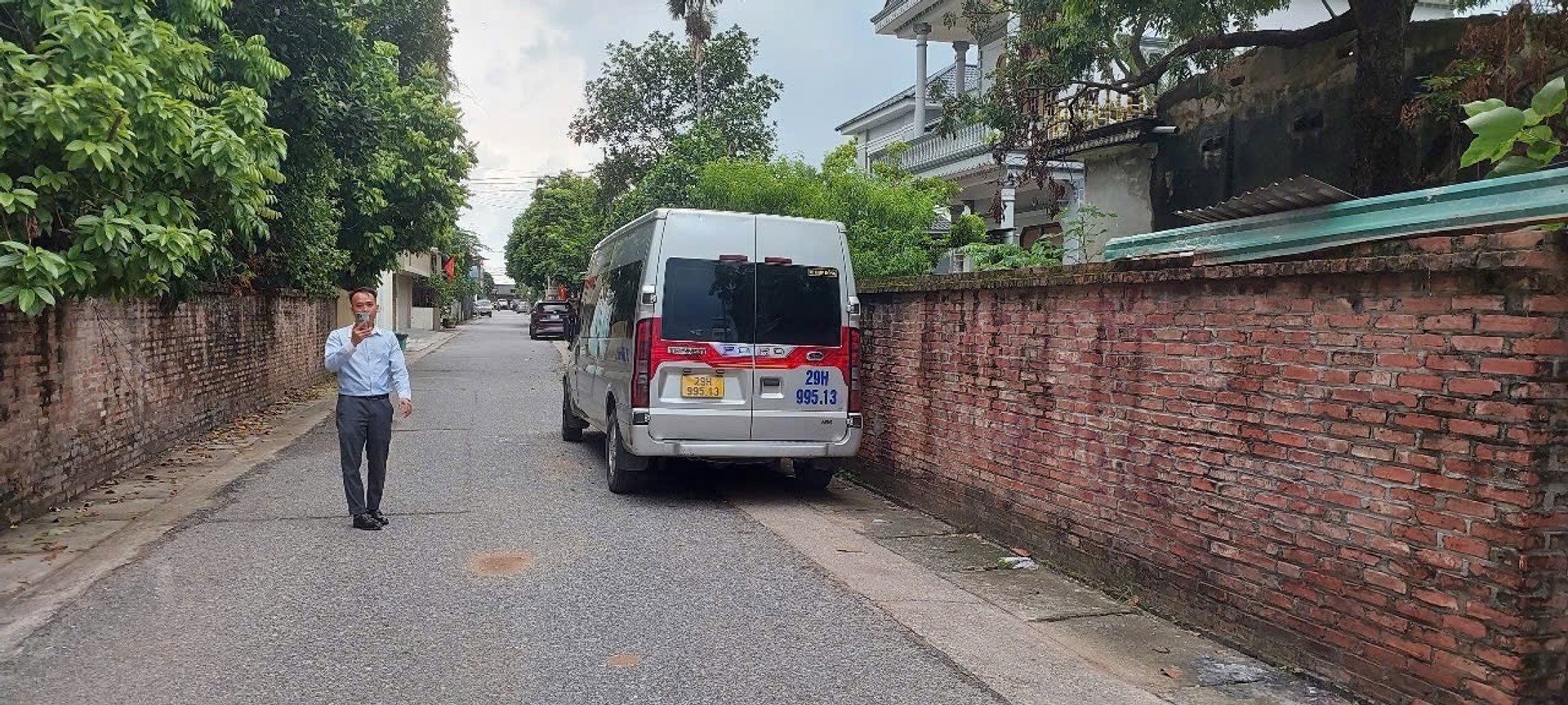 Đất đẹp trục chính Tân Phú sát sân bay Nội Bài
