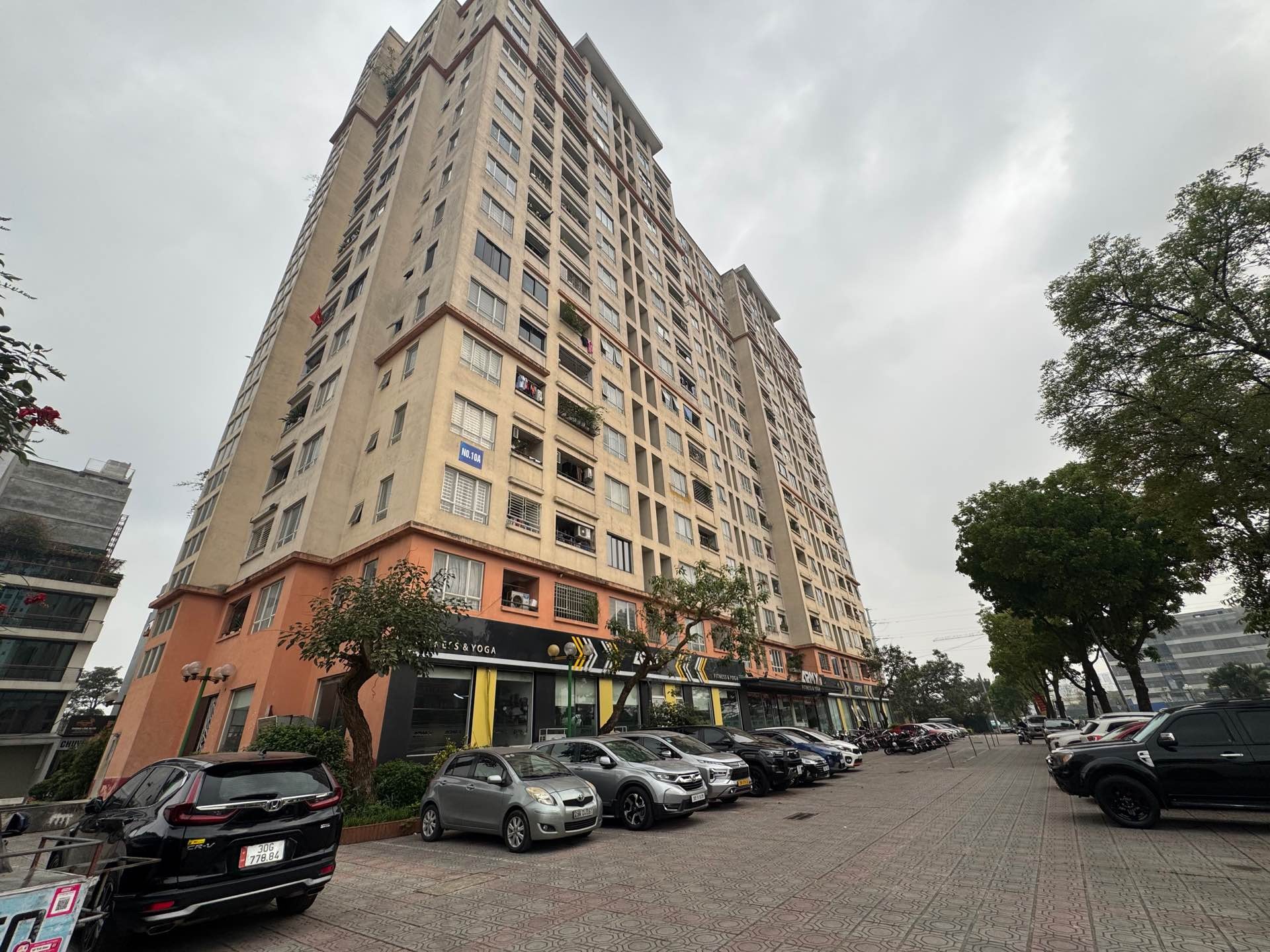 Chính chủ nhờ bán căn hộ chung cư Sài Đồng - Long Biên. Hơn 3 tỷ 2 ngủ