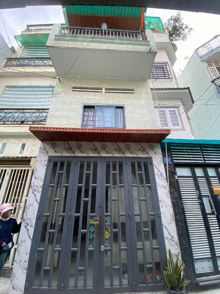 Nhà 3 Tầng Đẹp, Xe Hơi Đỗ Ngay Khu VIP Quận 11