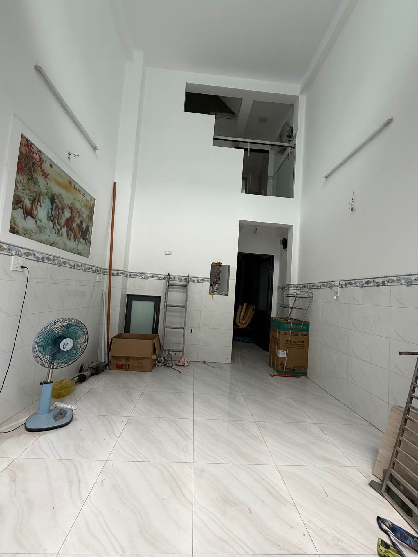 Bán nhà 5 tầng đẹp khu vực trung tâm, giáp quận 10, diện tích 36m2