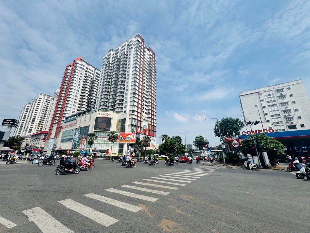 Nhà mặt phố Lê Đại Hành, đón đầu cơ hội kinh doanh
