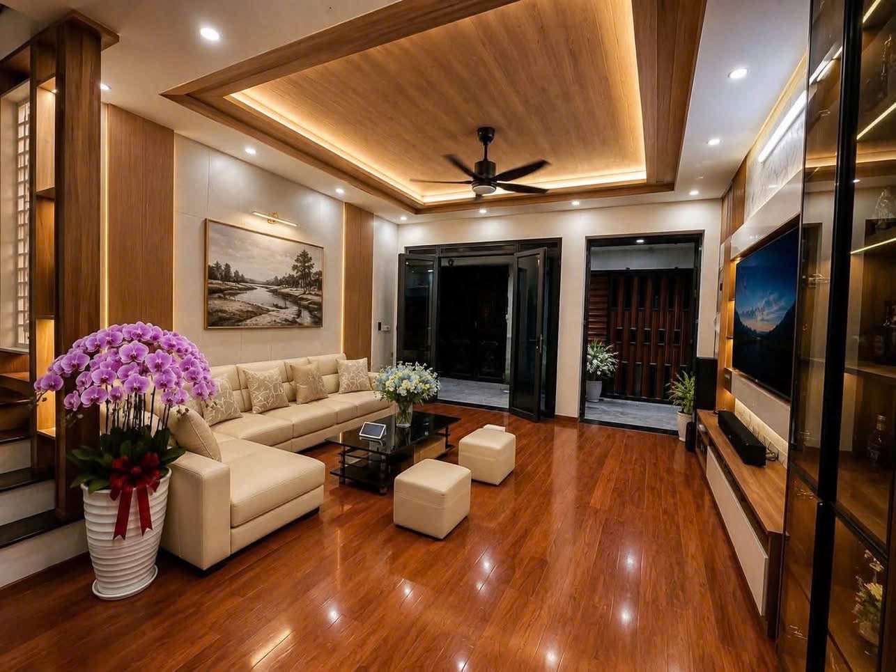 Cơ Hội Vàng Sở Hữu Nhà Riêng Ô Tô Đỗ Cửa Tại Khương Đình