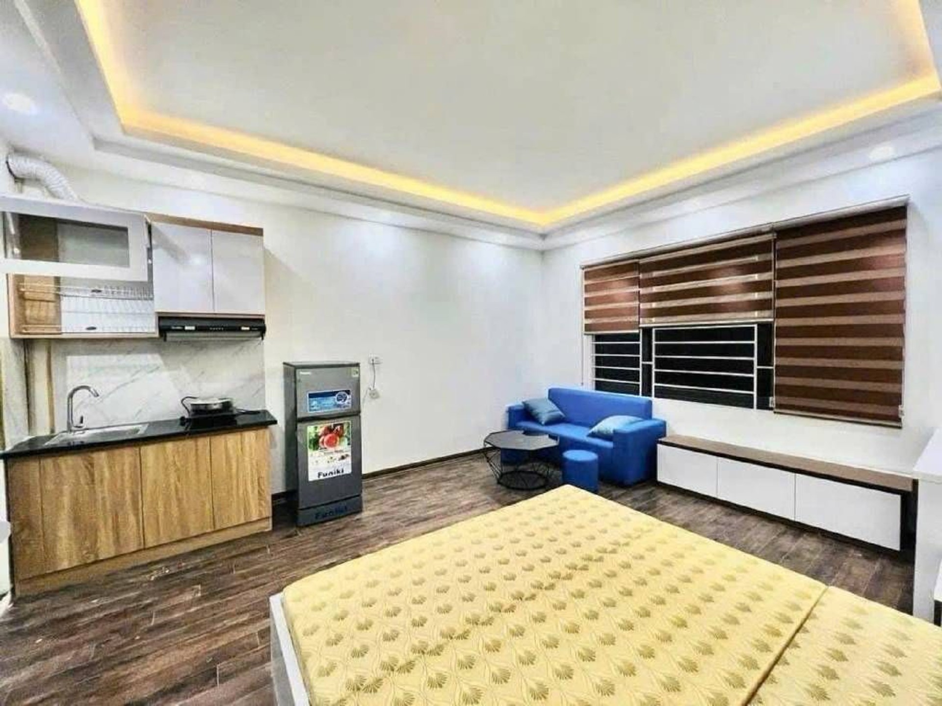 Bán chung cư mini 50m2 tại Cầu Giấy, nhà 6 tầng, giá 14.3 tỷ, đầy đủ nội thất, có sổ đỏ