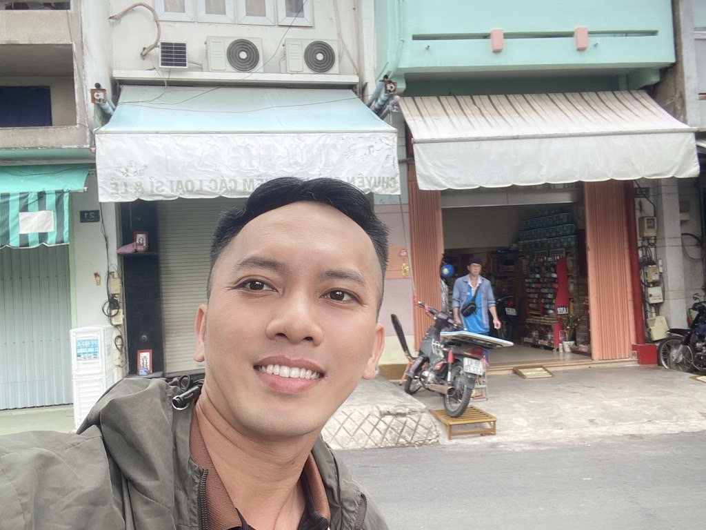 Nhà 7 tầng mặt phố sầm uất Quận 5 giá hấp dẫn