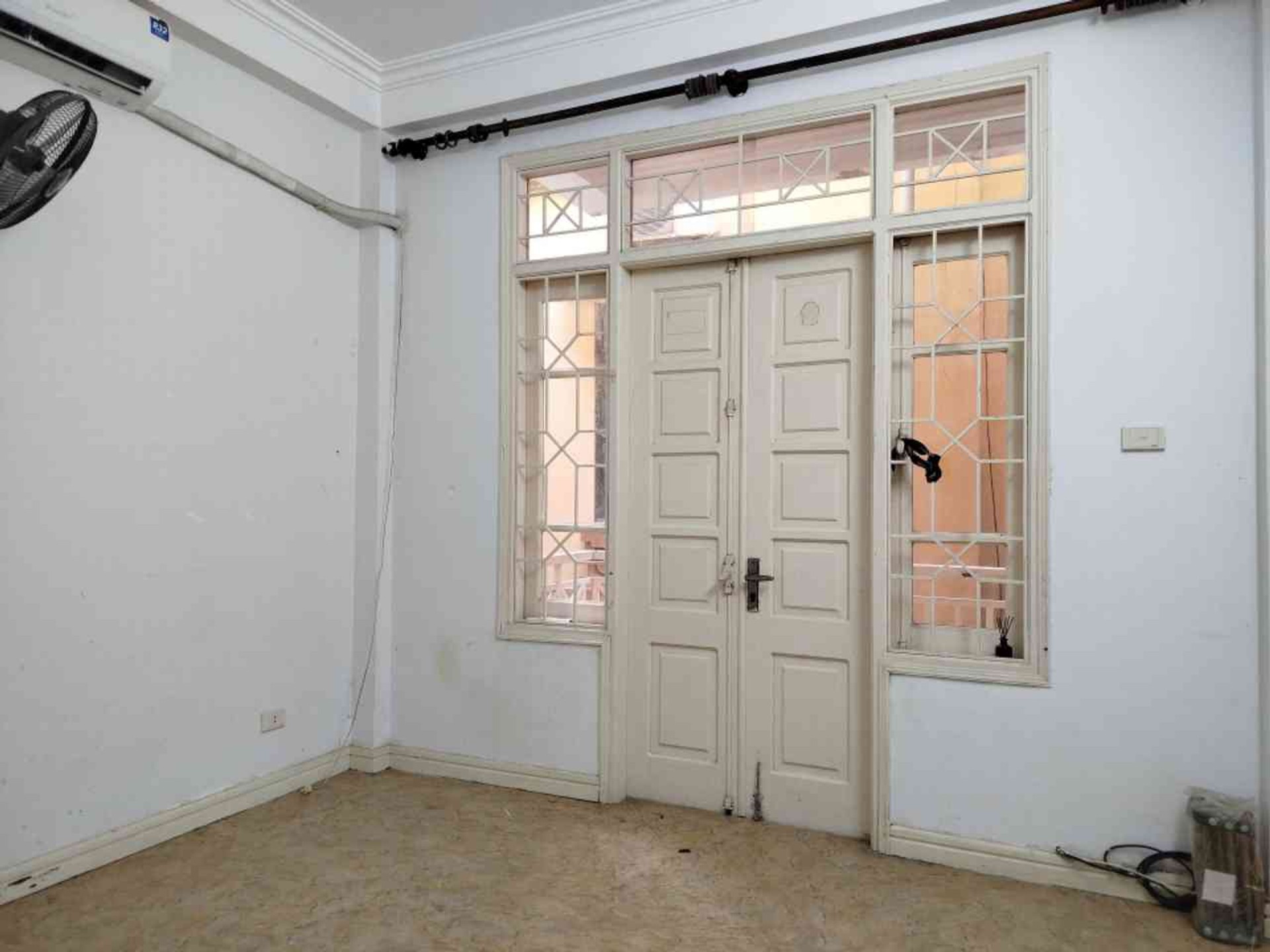 Bán nhà riêng 4 tầng 45m² tại Đội Cấn, Ba Đình, ô tô gần