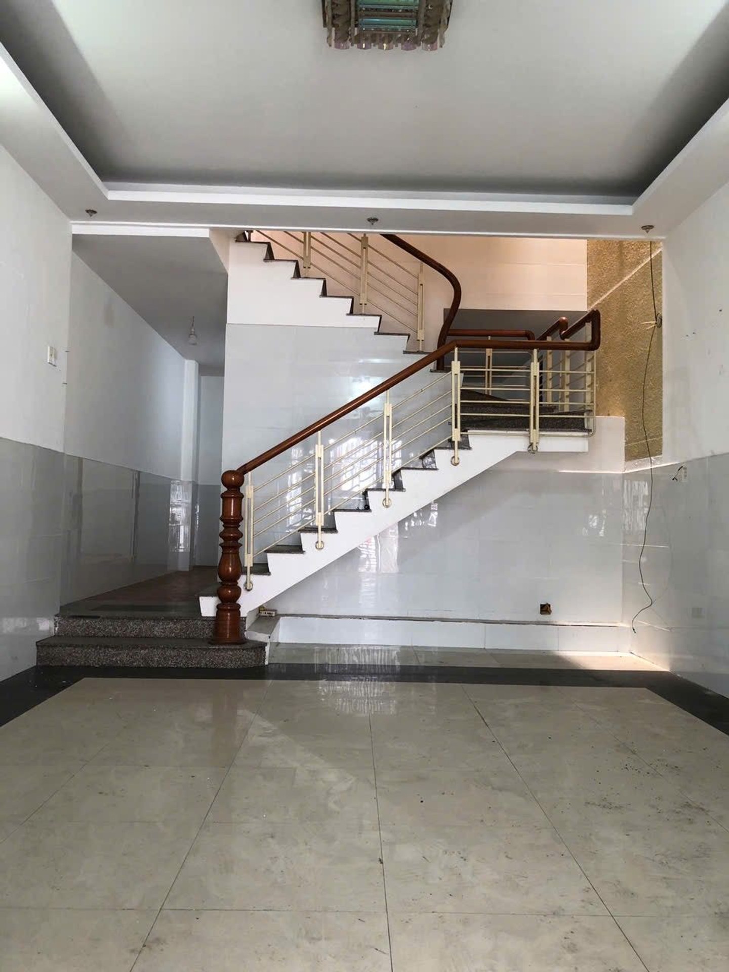🔎 90M² SAU NGUYỄN NHÀN – CĂN NHÀ 2 TẦNG NÀY ĐANG CHỜ AI?