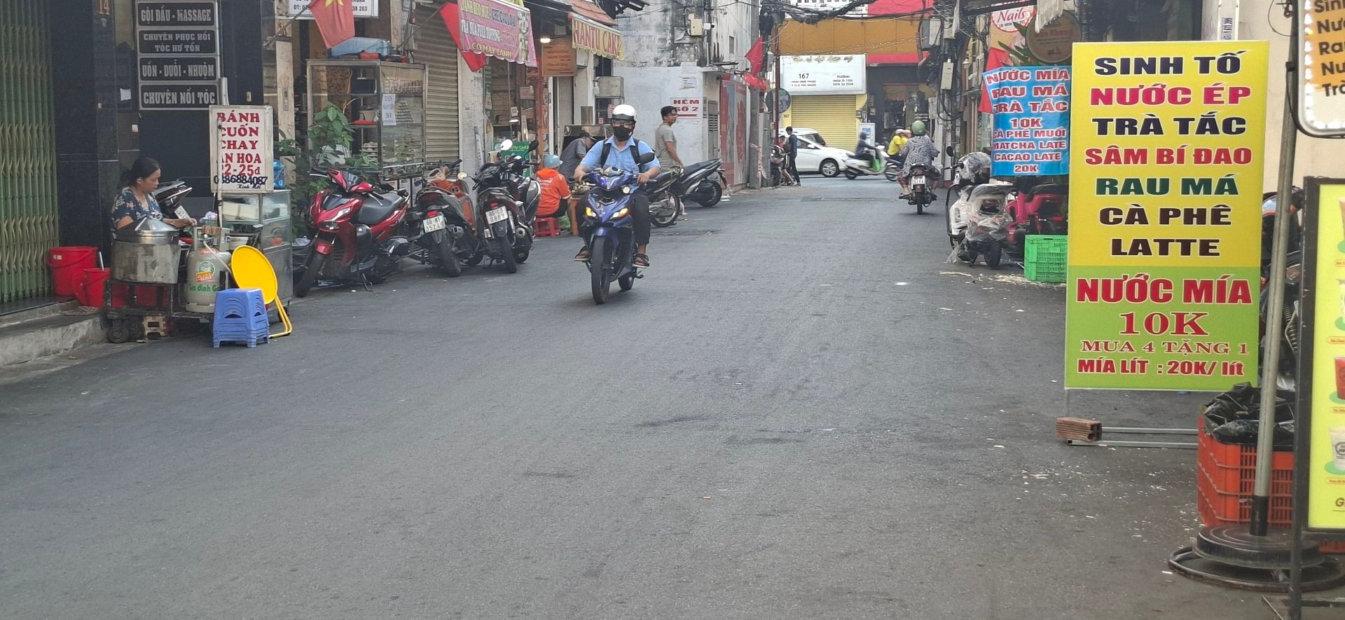 bán nhà Cô Giang Sát Quận 1 hẻm to