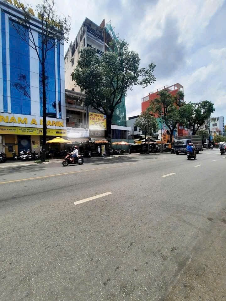 Ngộp bank Bán gấp Nhà Mặt Tiền Chợ Lớn Quận 6, 5x50m Nở Hậu, 250m², 25 Tỷ 5, Lh: 0934129392