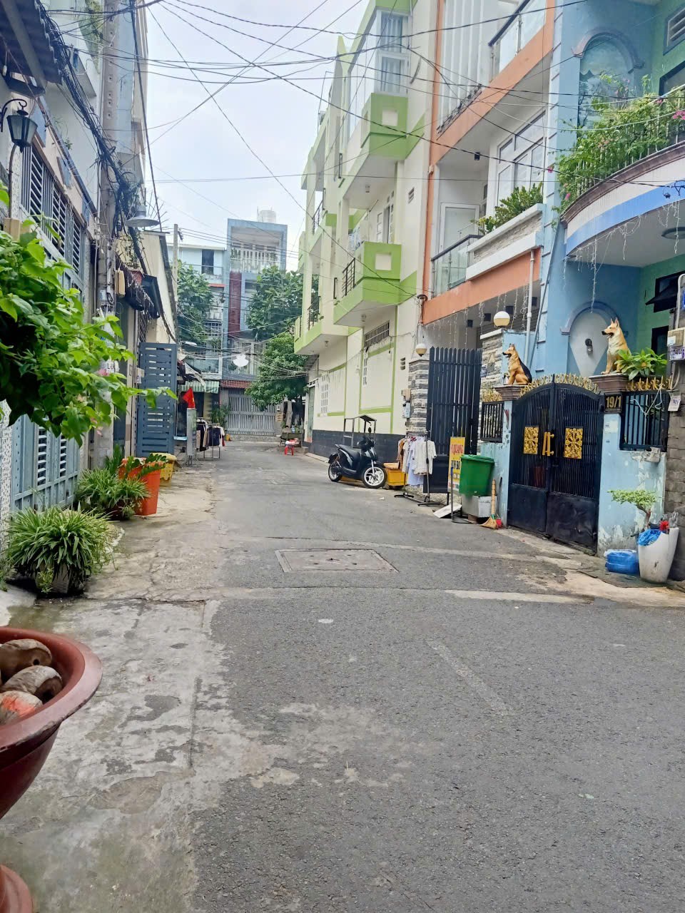 NHÀ 3 TẦNG ĐƯỜNG LIÊN KHU 8-9 BÌNH TÂN