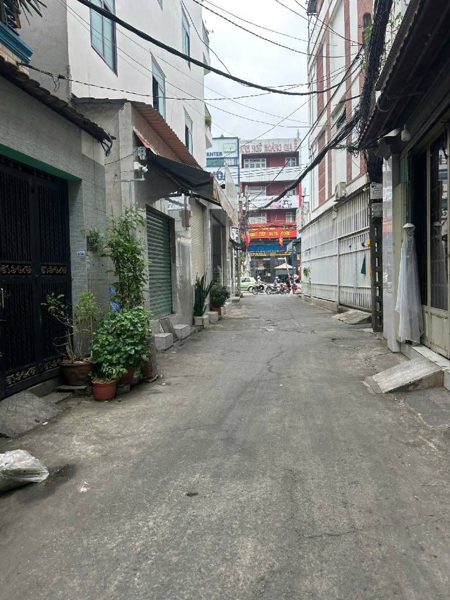 Nhà riêng 3 tầng hẻm xe hơi Tân Sơn Nhì, diện tích 36m2 giá 5.5 tỷ