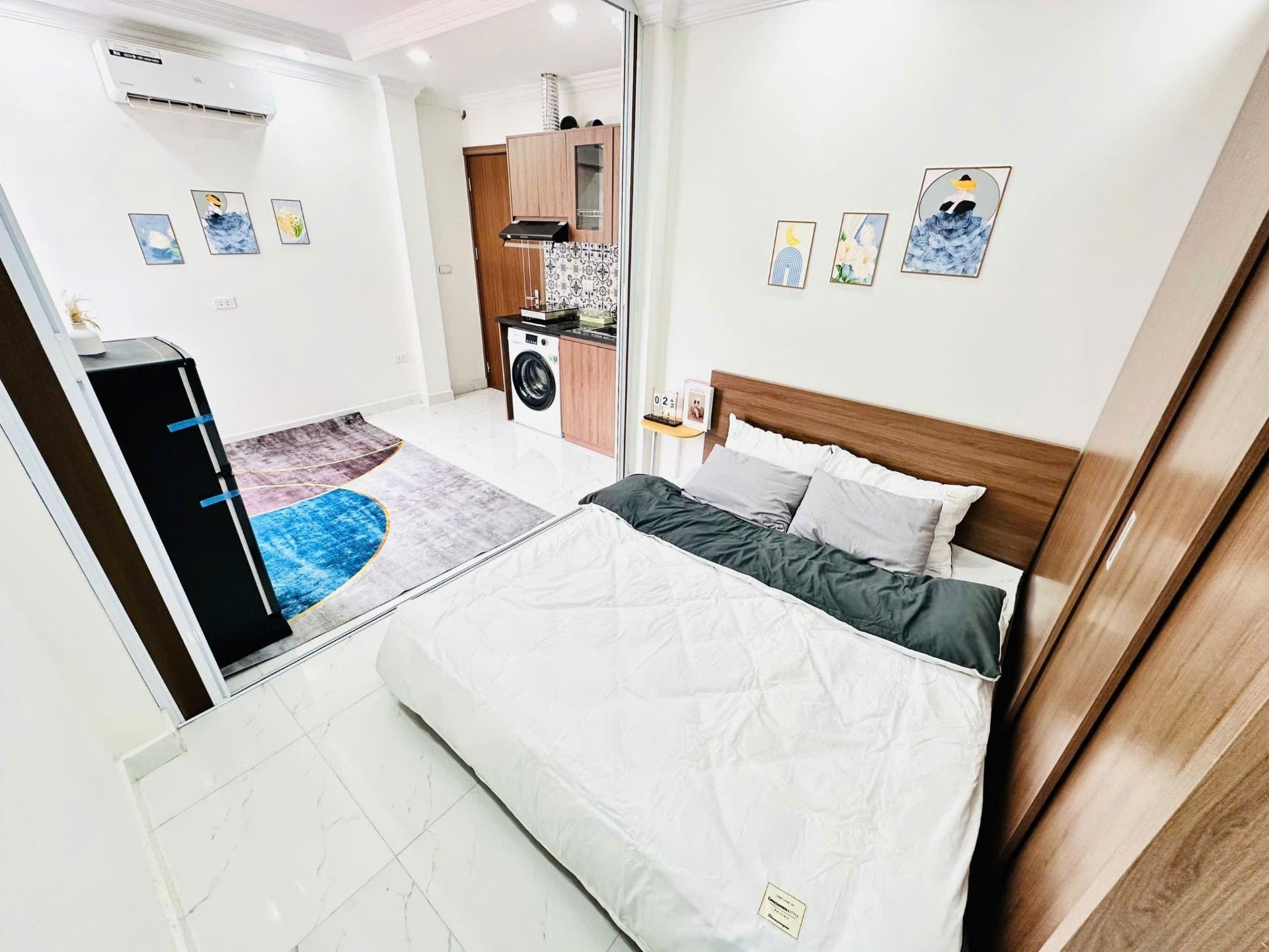 Bán chung cư mini 6 tầng tại Giáp Bát, trung tâm quận, có thang máy, full nội thất