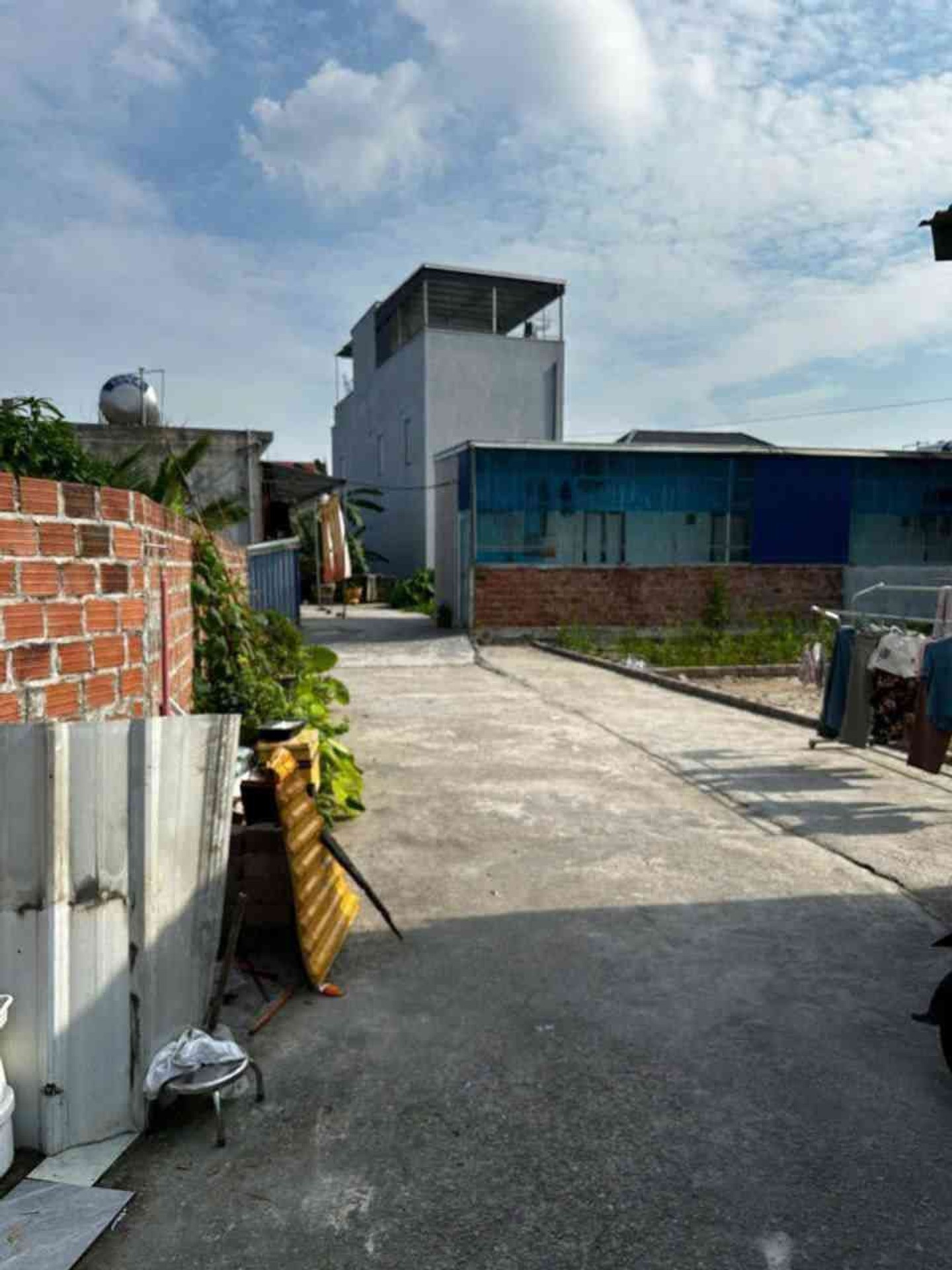 Nhà 1 tầng hướng Đông Nam tại Hoàng Động, gần trung tâm hành chính
