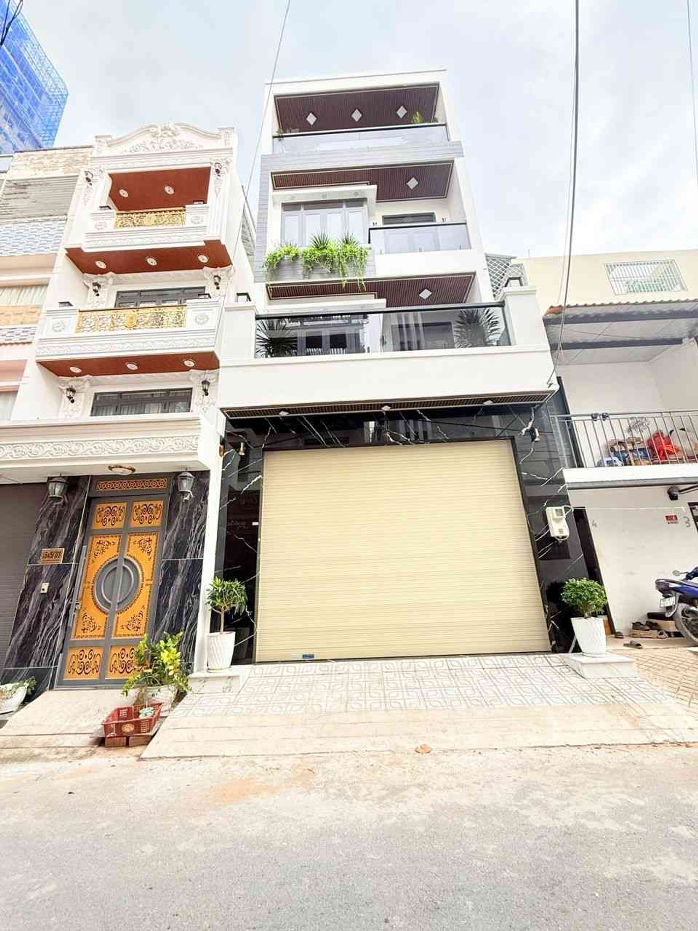 Cơ hội hiếm có sở hữu nhà phố 4 tầng độc đáo tại Nhơn Đức giá tốt