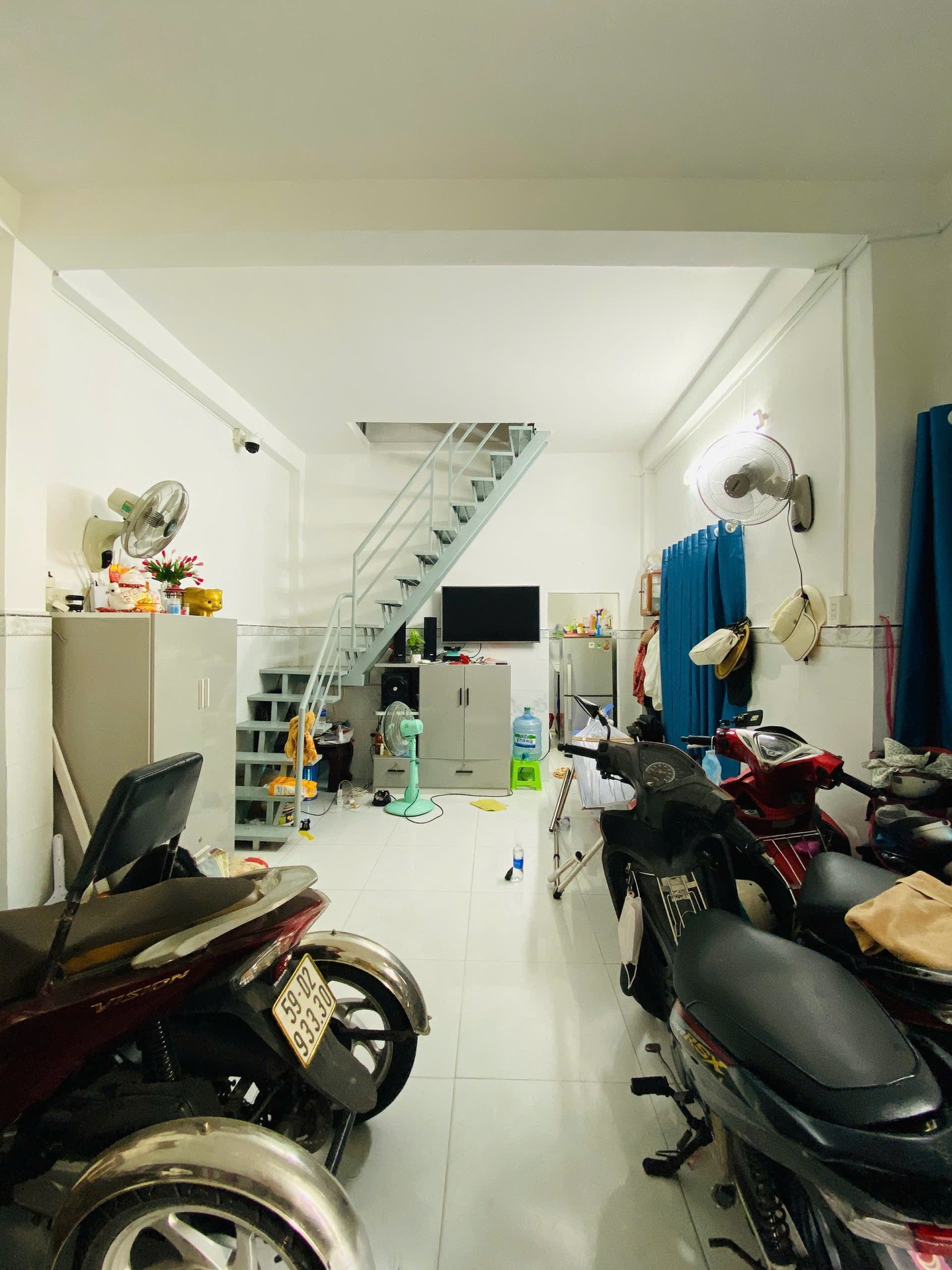Nhà 2 tầng 34m2 ngang 9m, hẻm ô tô phường Tân Sơn Nhì