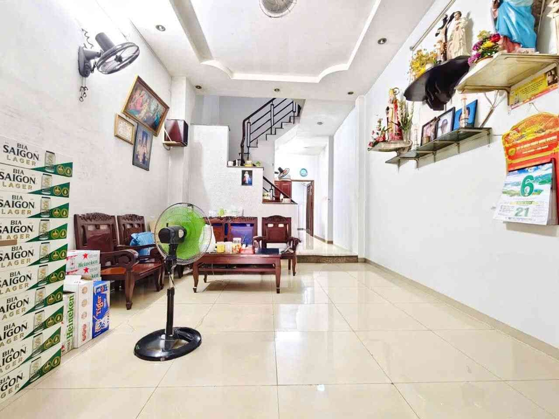 Nhà mặt phố sầm uất, giá sốc chỉ từ 10 tỷ