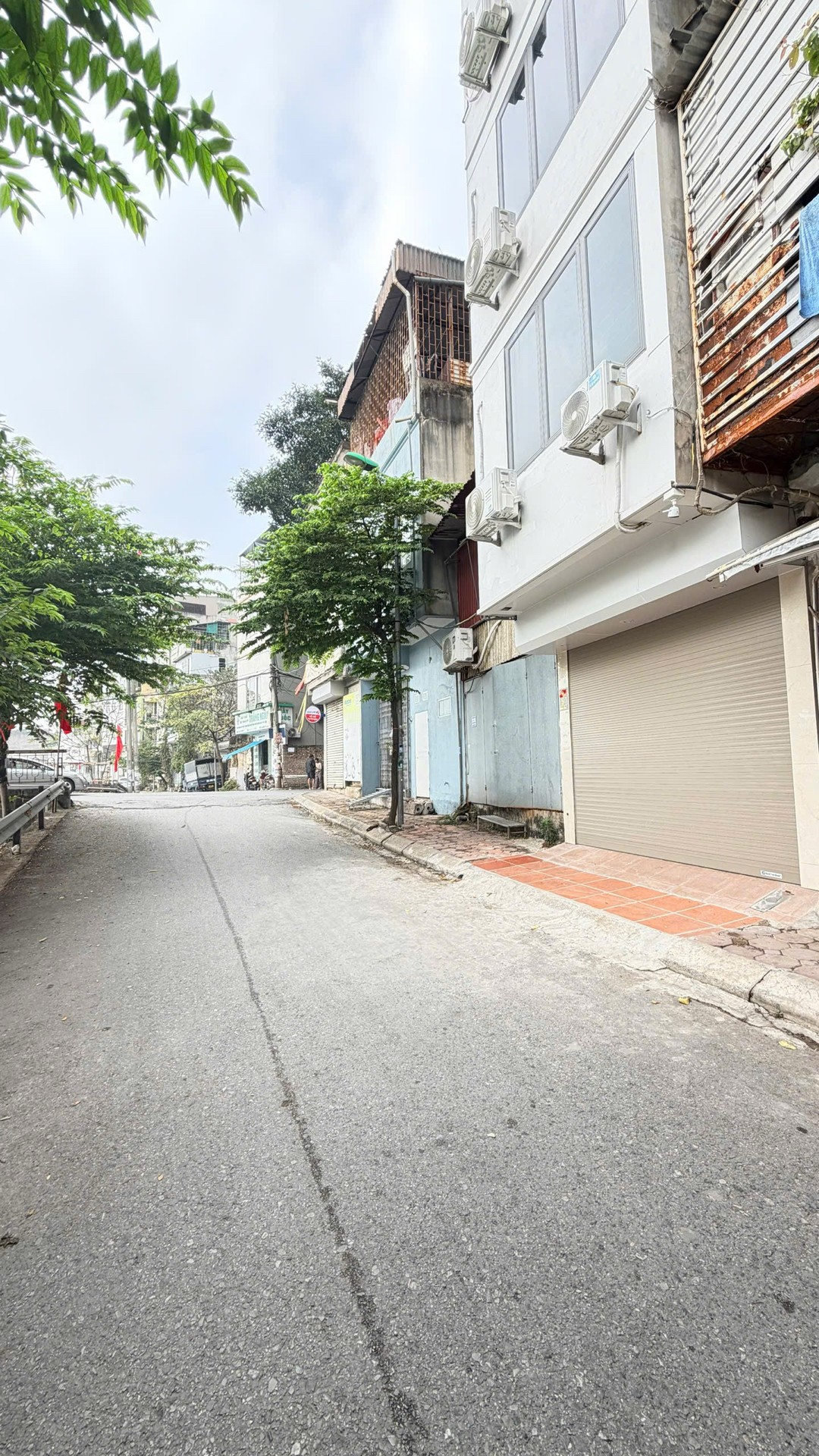 Nhà mặt phố Đông Mỹ giá cực sốc, chốt ngay đón đầu cơ hội