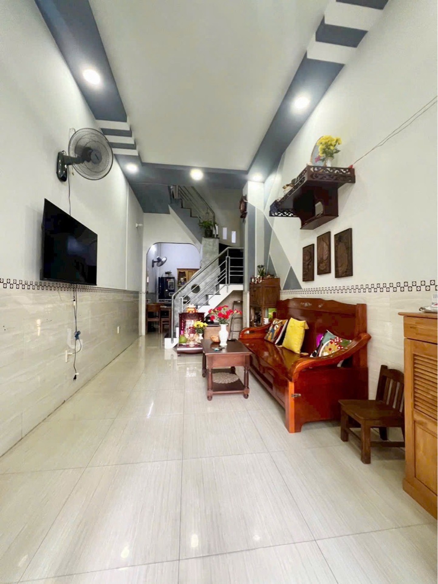 Cơ Hội Sở Hữu Nhà 2 Tầng Mới Trung Tâm Quận 10, Hẻm Ô Tô Hiếm Có