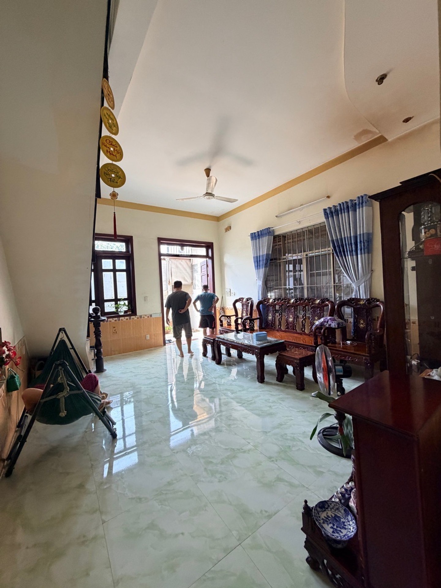 NHÀ MT ĐƯỜNG 10M – XE TẢI TRÁNH – 100M² – NGANG 8M – 4PN – 4WC