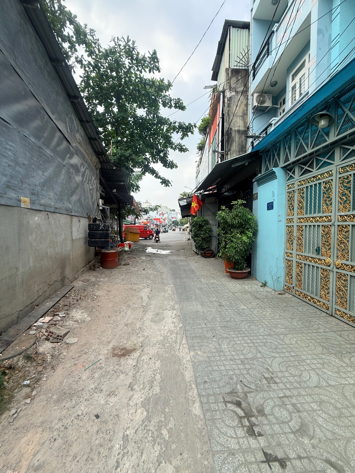 Nhà 2 tầng hẻm xe hơi Tân Quý, DT 40m2, giá 4.7 tỷ