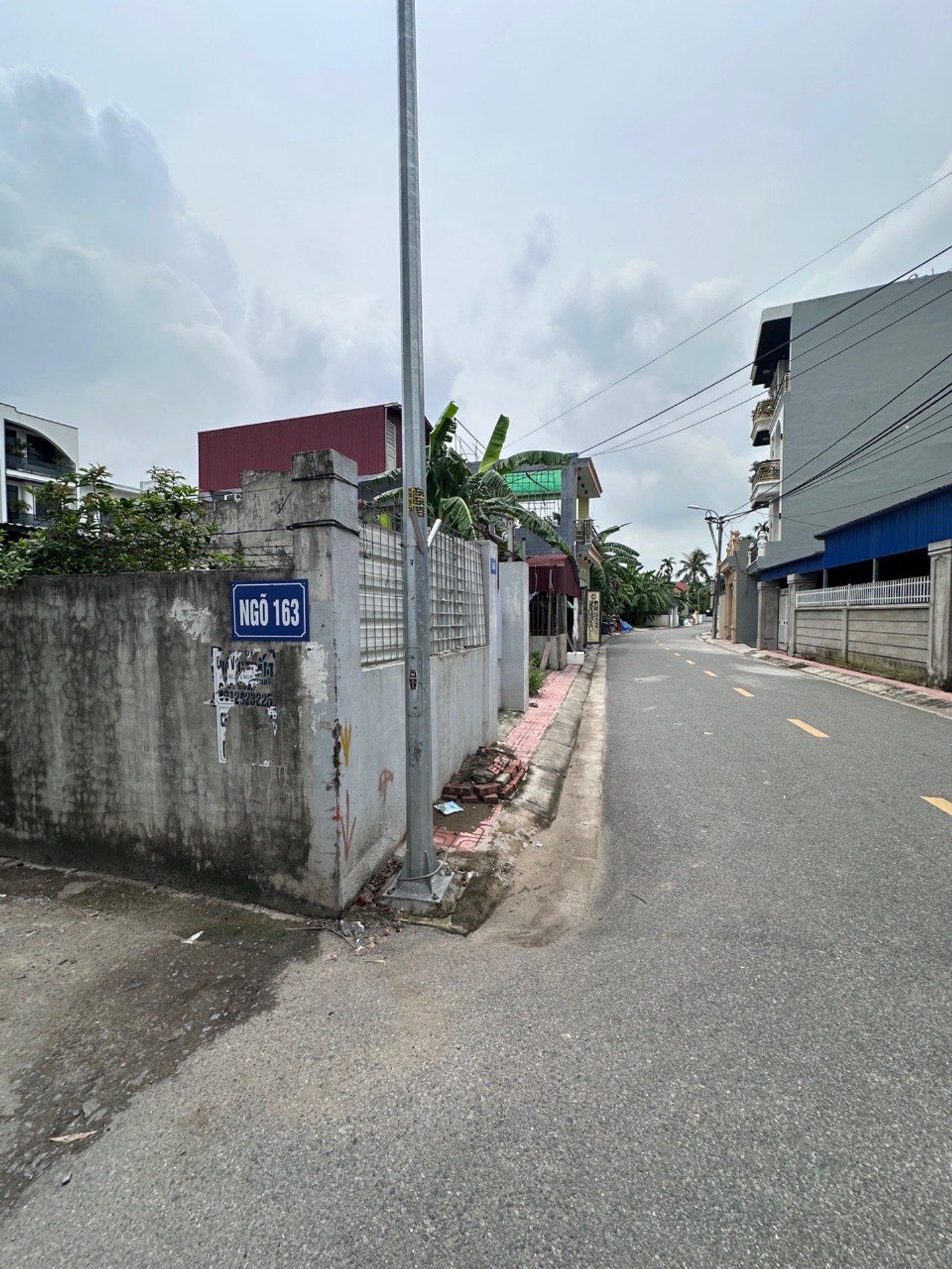 Nhà 4 tầng 3 phòng ngủ trong khu dân cư Nam Sơn An Dương