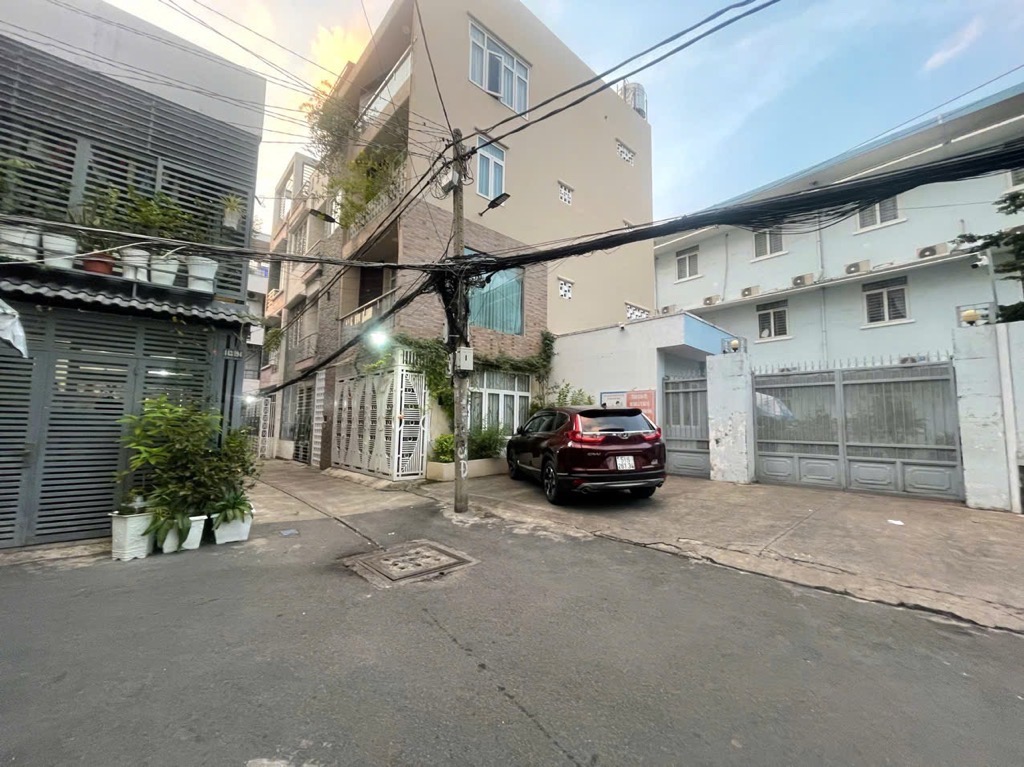 GIẢM SỐC BÁN NHANH NHÀ TRUNG TÂM QUẬN 3 - DT 60m2 - CHỈ 5.35 TỶ