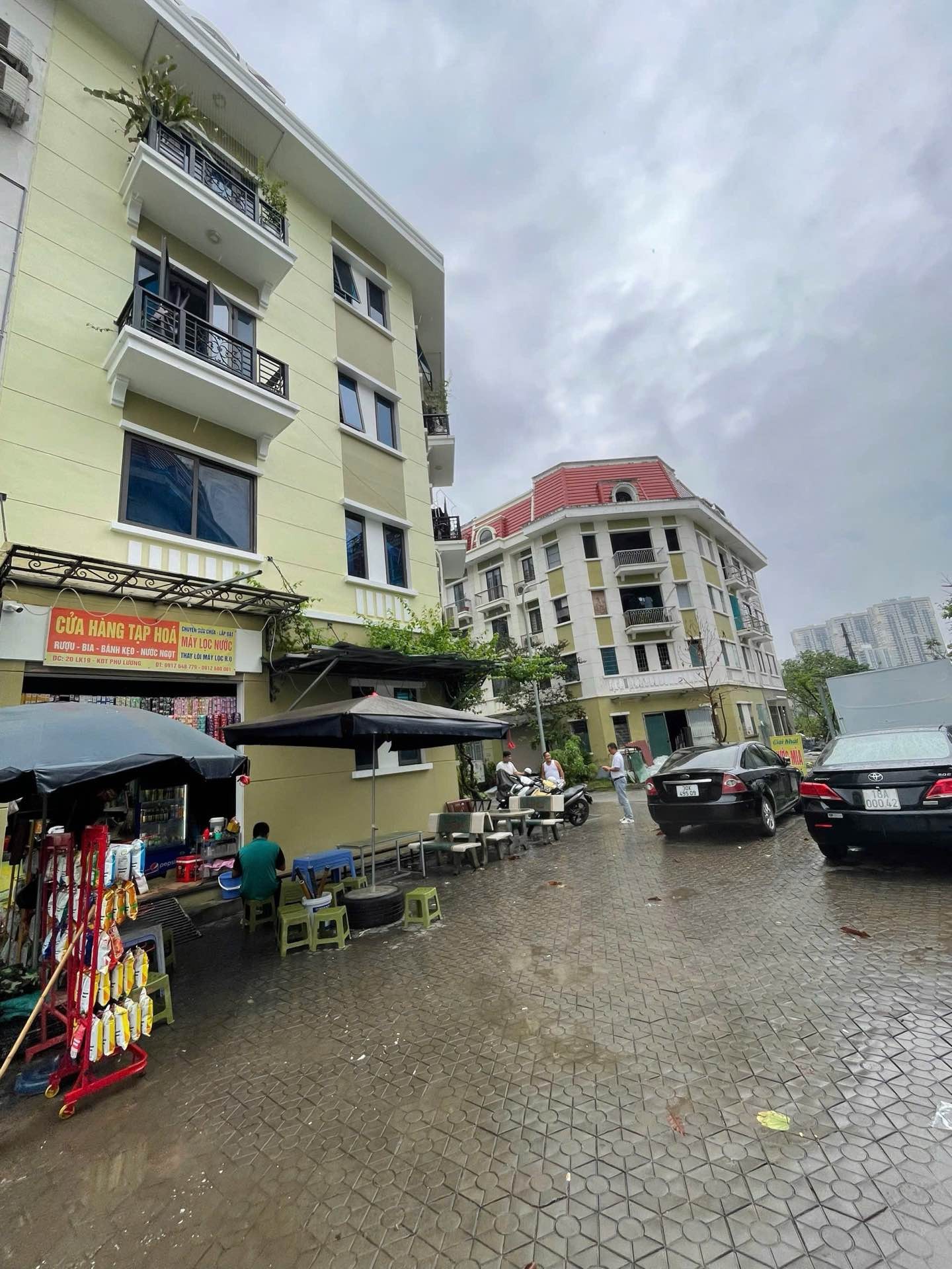 Nhà mặt phố 5 tầng, thang máy, 2 mặt thoáng tại Phú Lương giá sốc