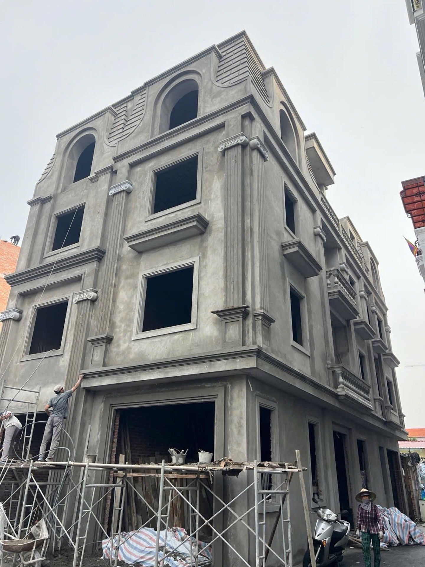 Nhà 3 tầng hiện đại tại khu dân cư an ninh Hàng Tổng