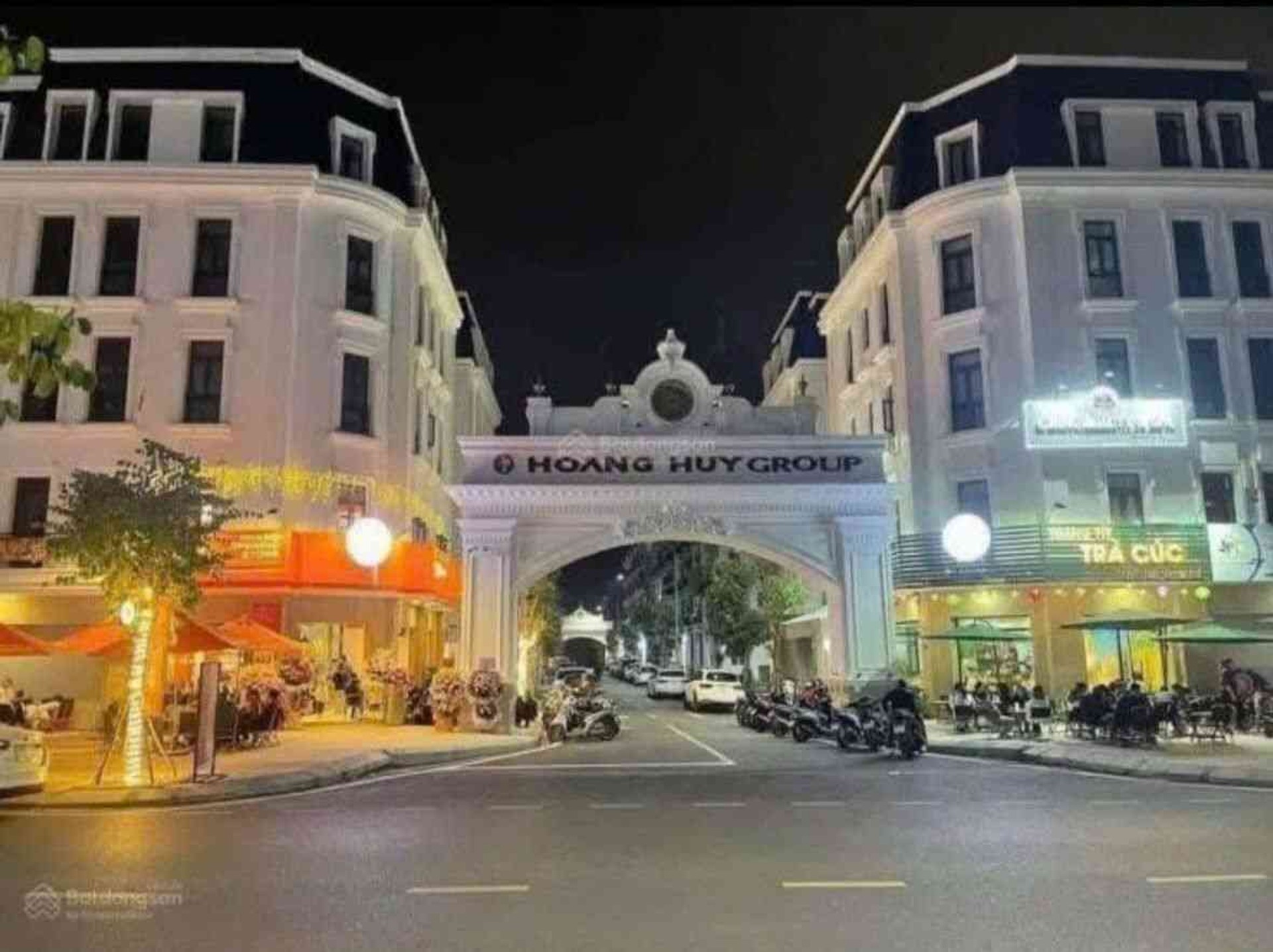 Nhà 2 tầng trung tâm khu Hoàng Huy hướng Nam lô góc 3 mặt thoáng