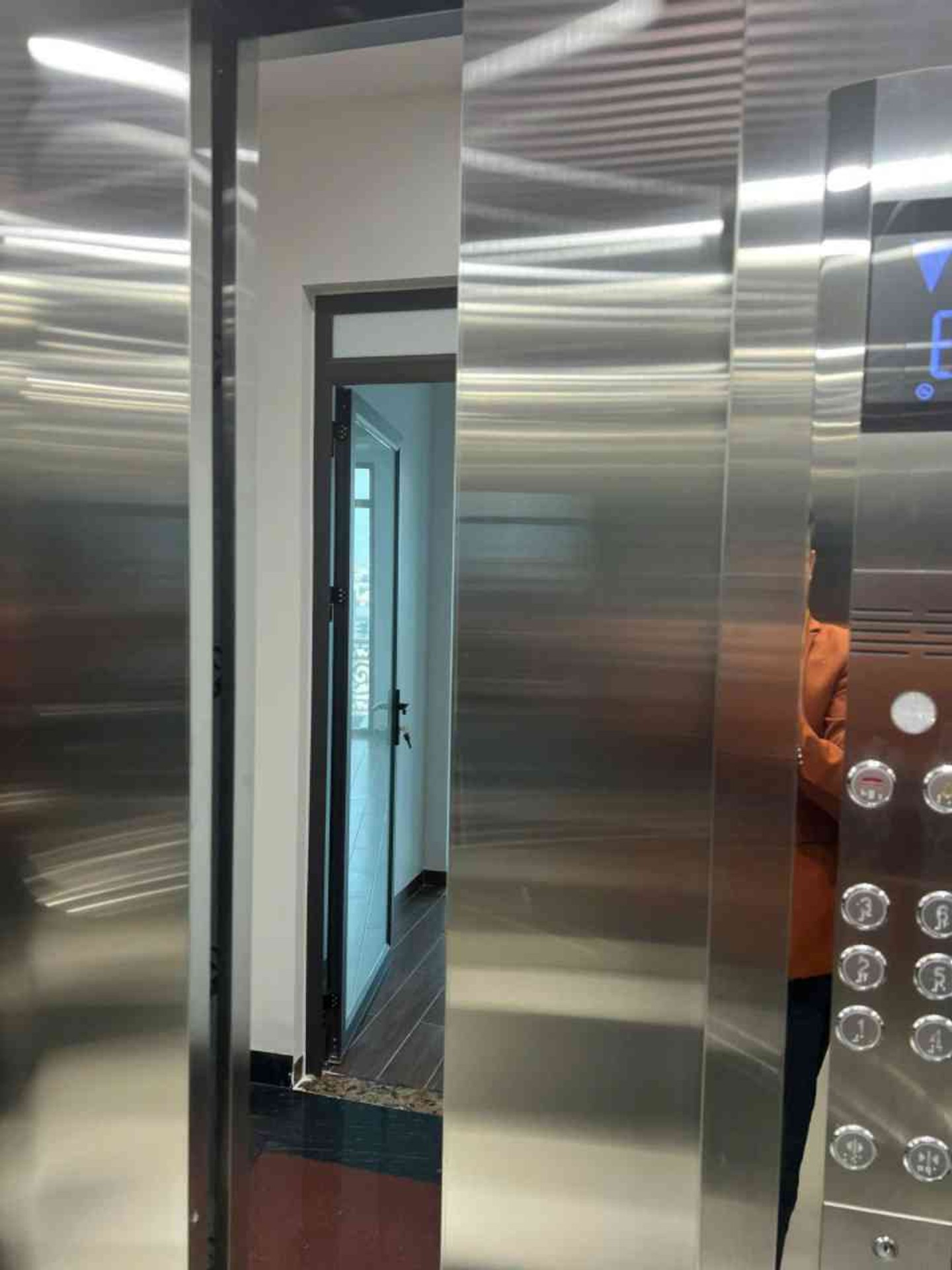 Bán nhà phân lô cao cấp 6,5 tầng tại Lê Hồng Phong, Hải Phòng