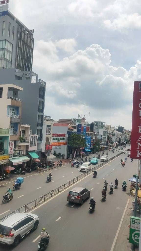 Bán nhà mặt phố phường Chánh Hưng Quận 8, nhà 3 tầng kiên cố, 0948769331